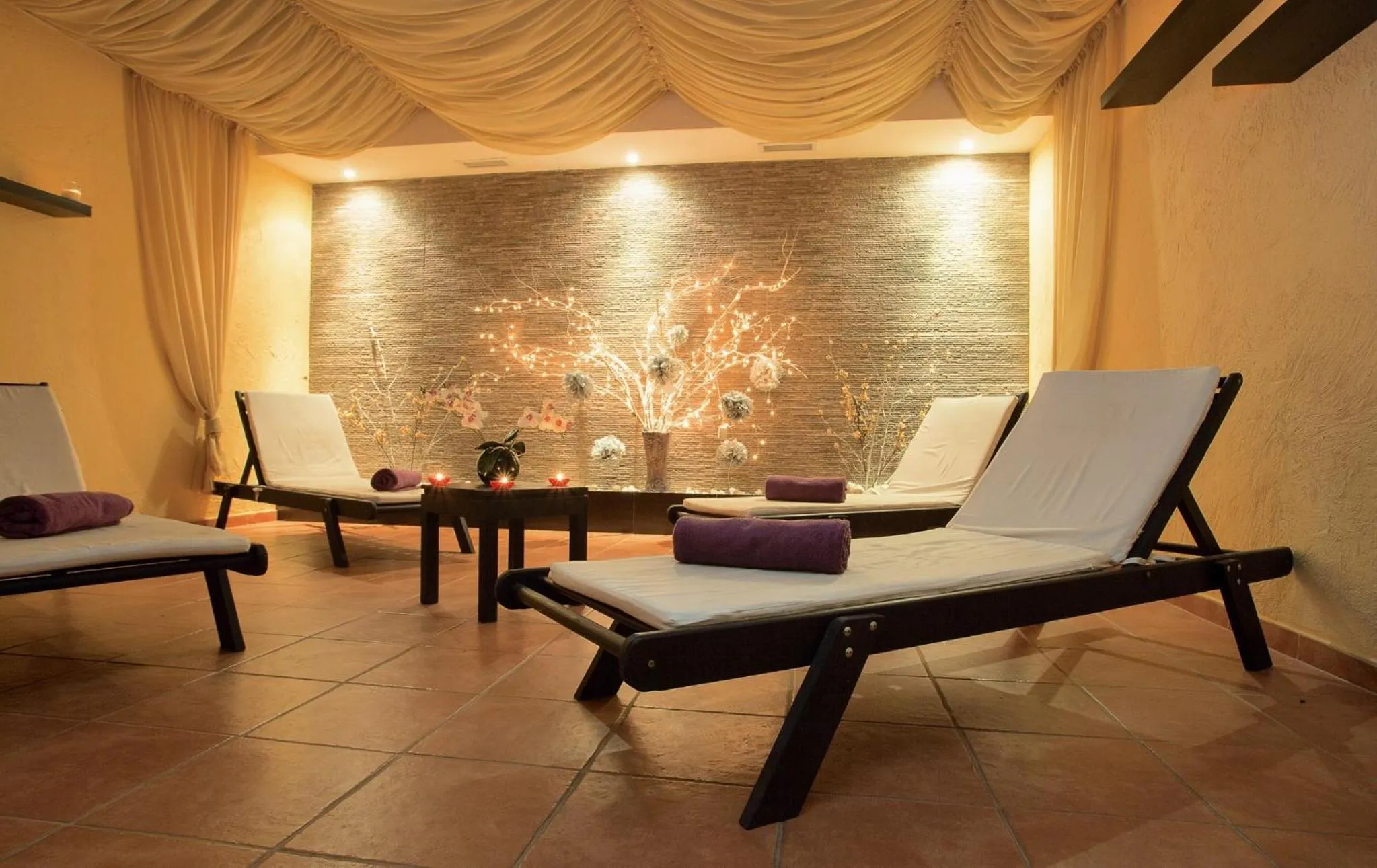 Spa and wellness centre/facilities in Smartr Green Wood Hotel & Spa
