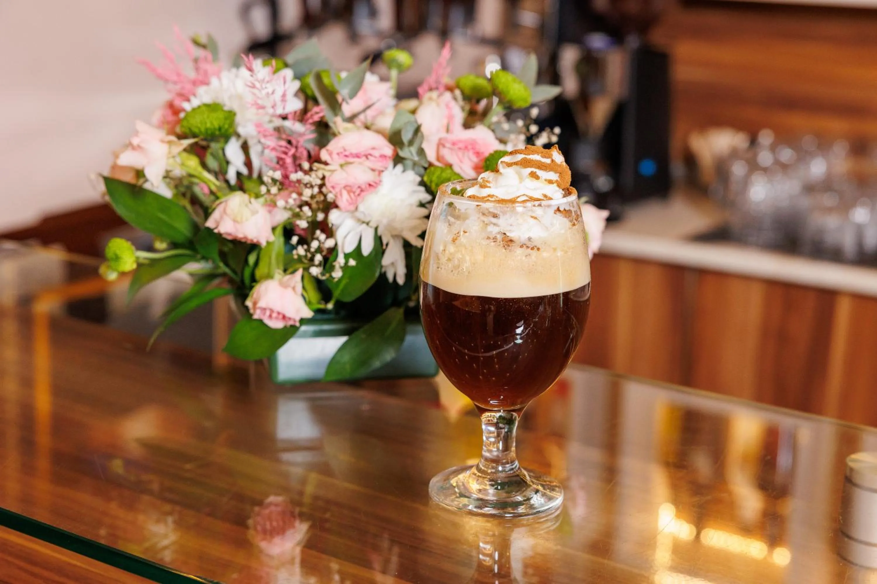 Nightclub / DJ in Smartr Green Wood Hotel & Spa