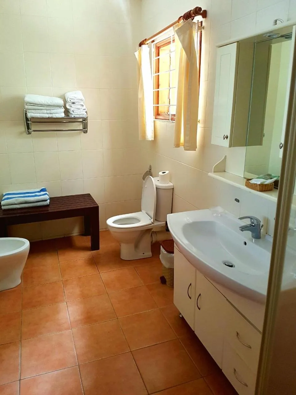 Bathroom in Britannia Hotel