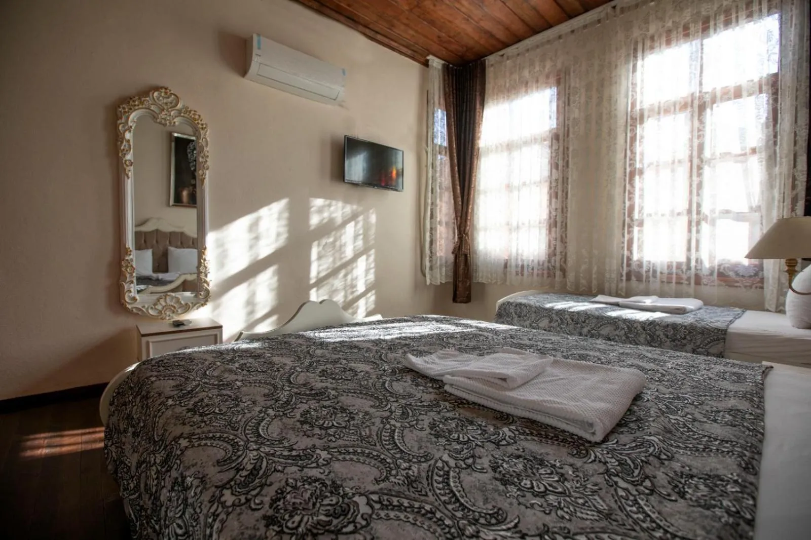 Photo of the whole room in Lily Town Hotel