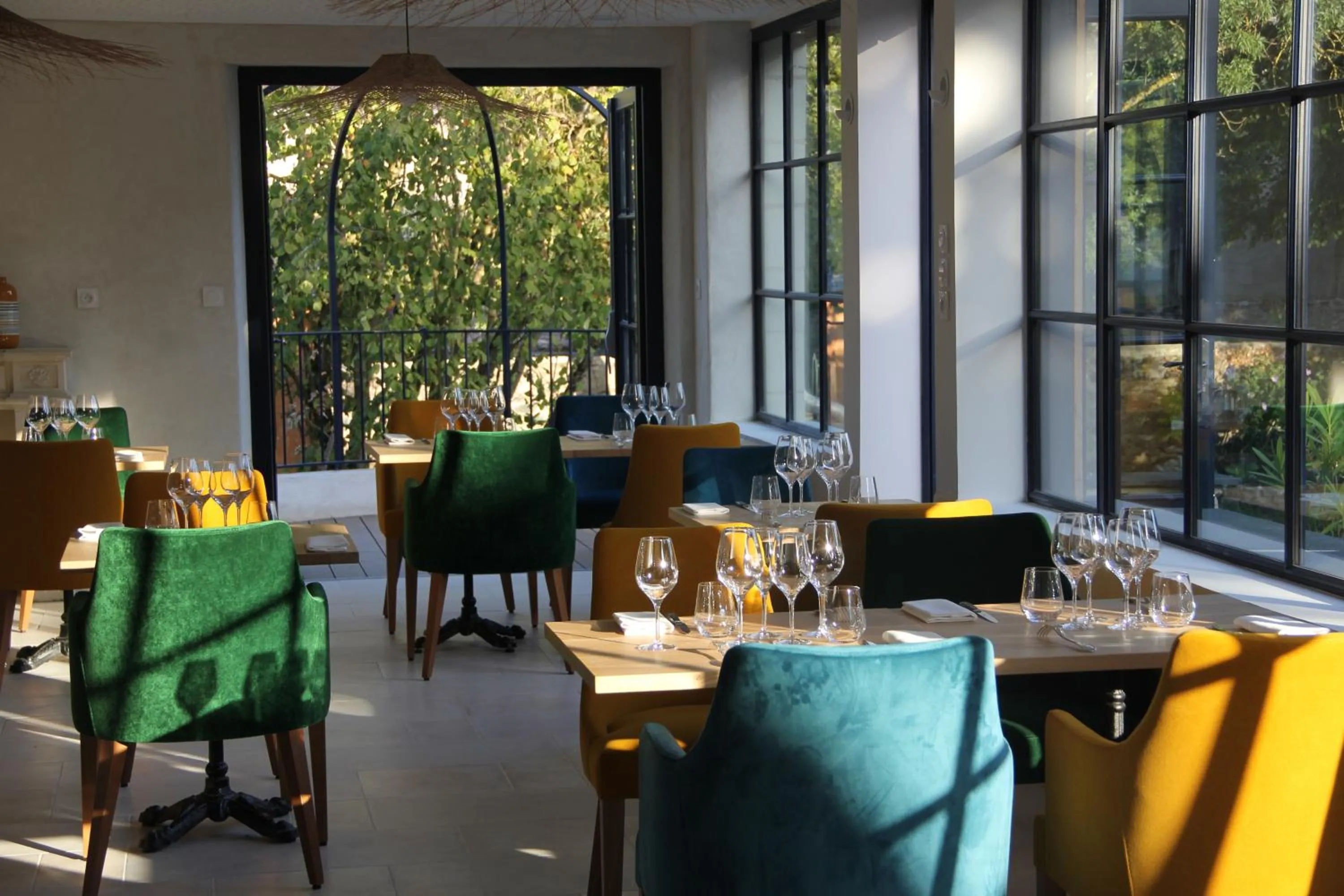 Restaurant/places to eat in L'Audacieuse