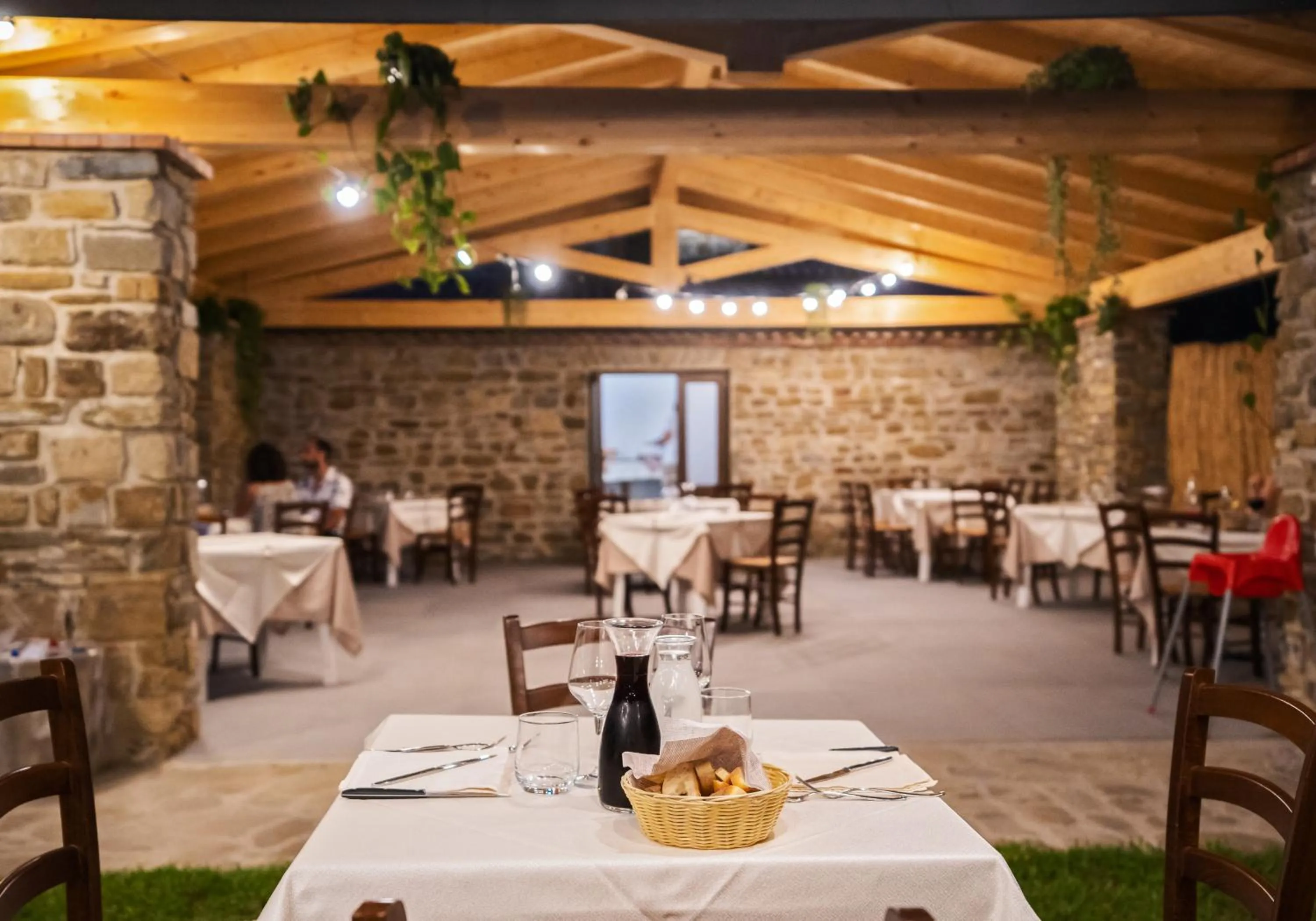 Restaurant/places to eat in Le Querce Farmhouse