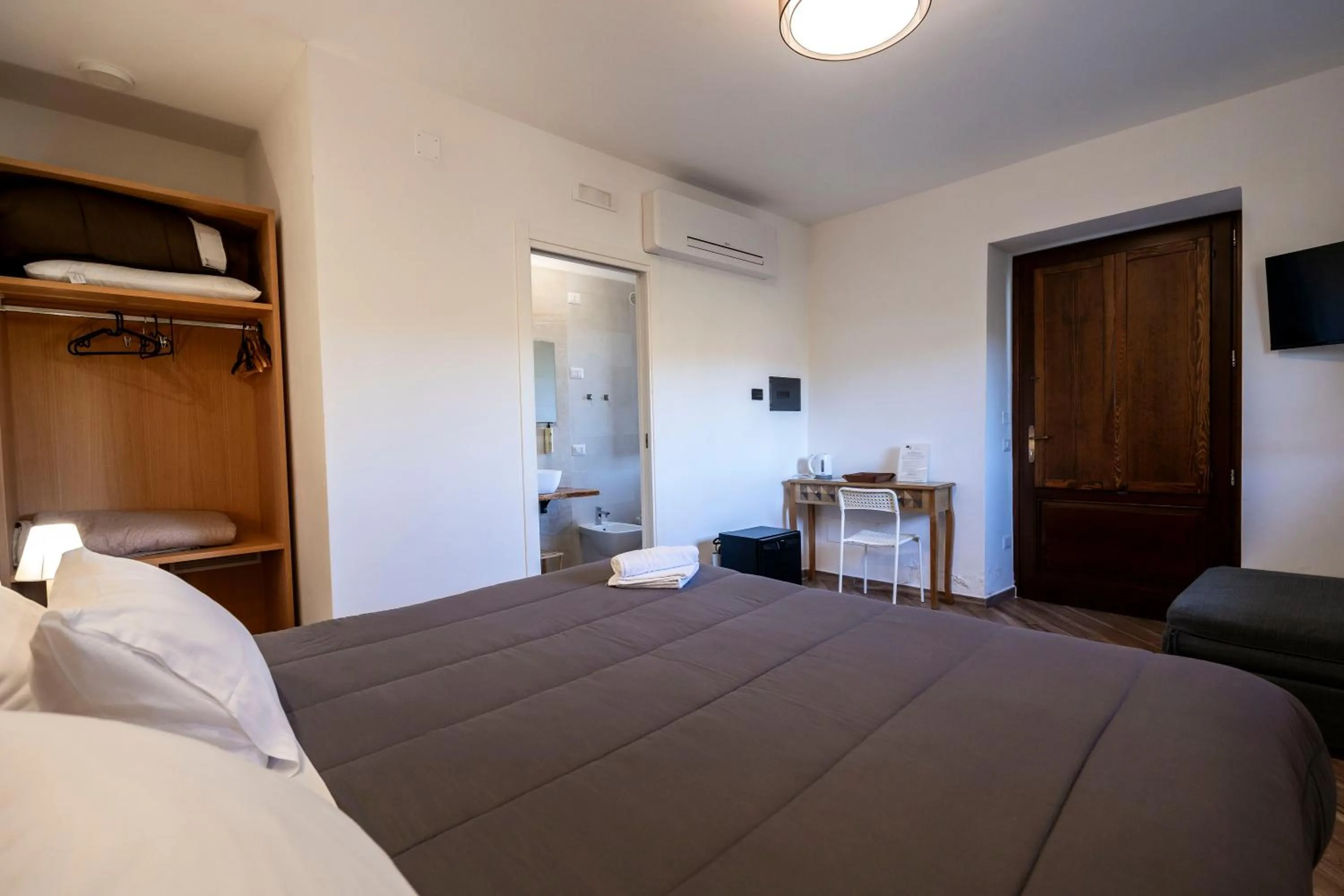 Bedroom, Bed in Le Querce Farmhouse
