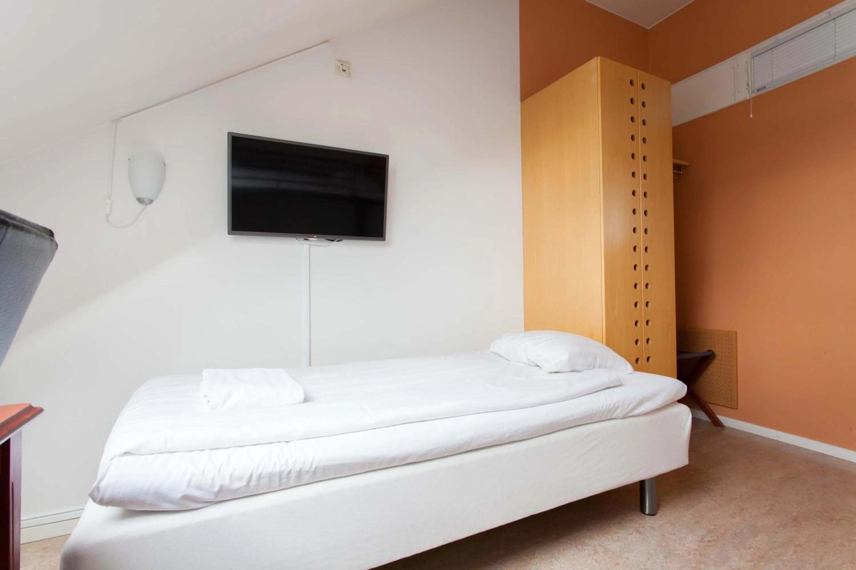 Photo of the whole room, Bed in Pronova Hotell & Vandrarhem