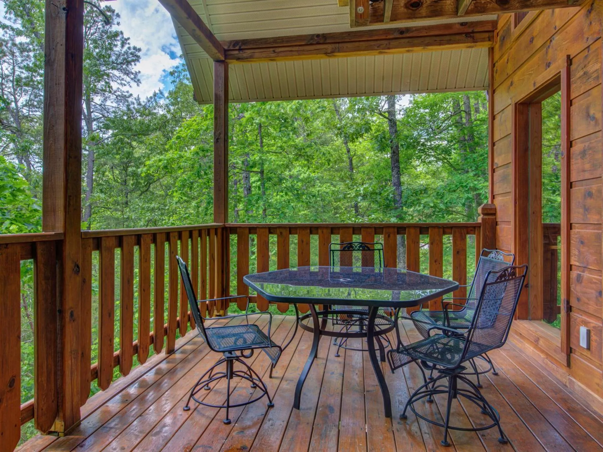 Property building in Macys Hideaway