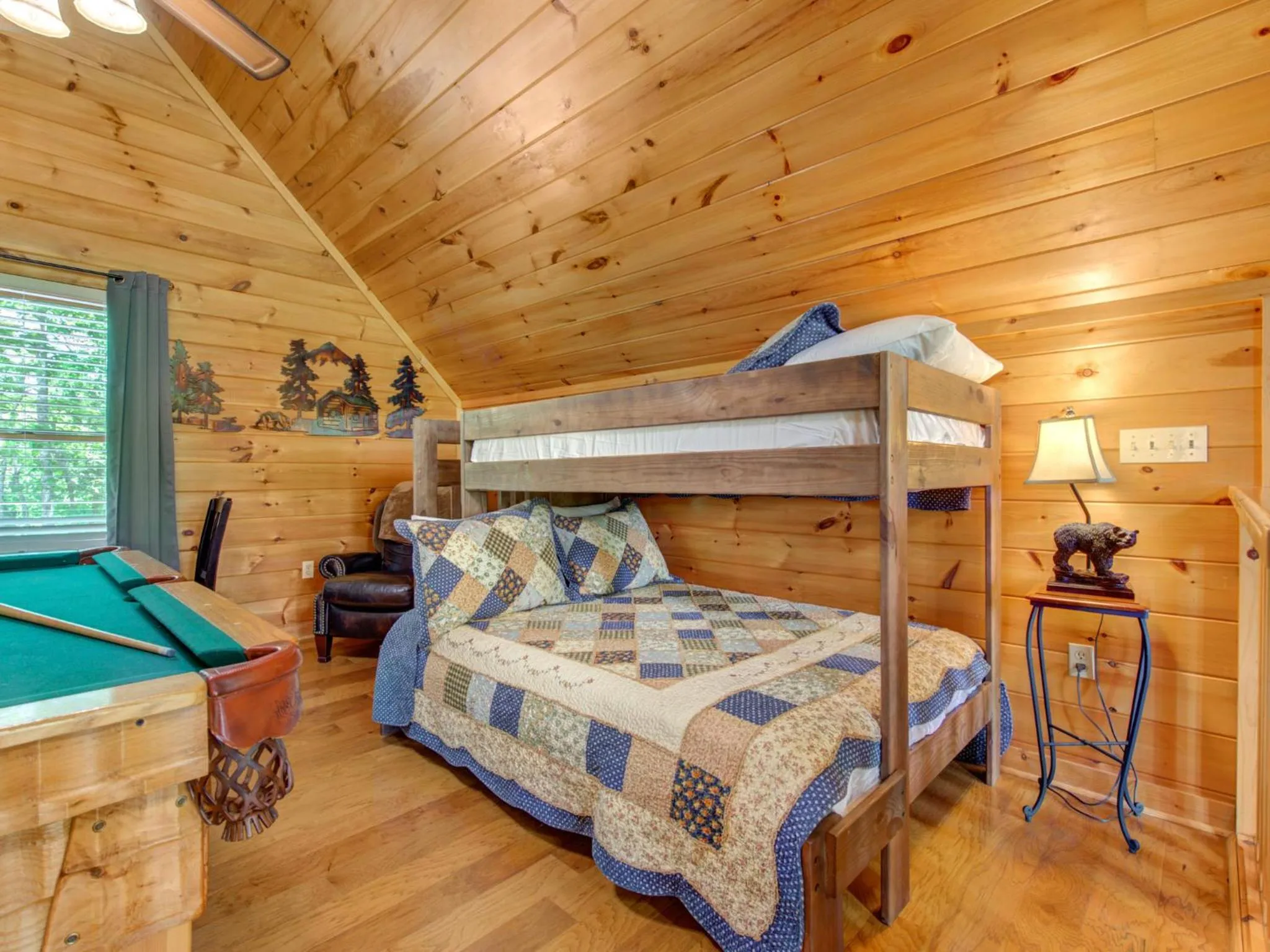 Bedroom in Macys Hideaway