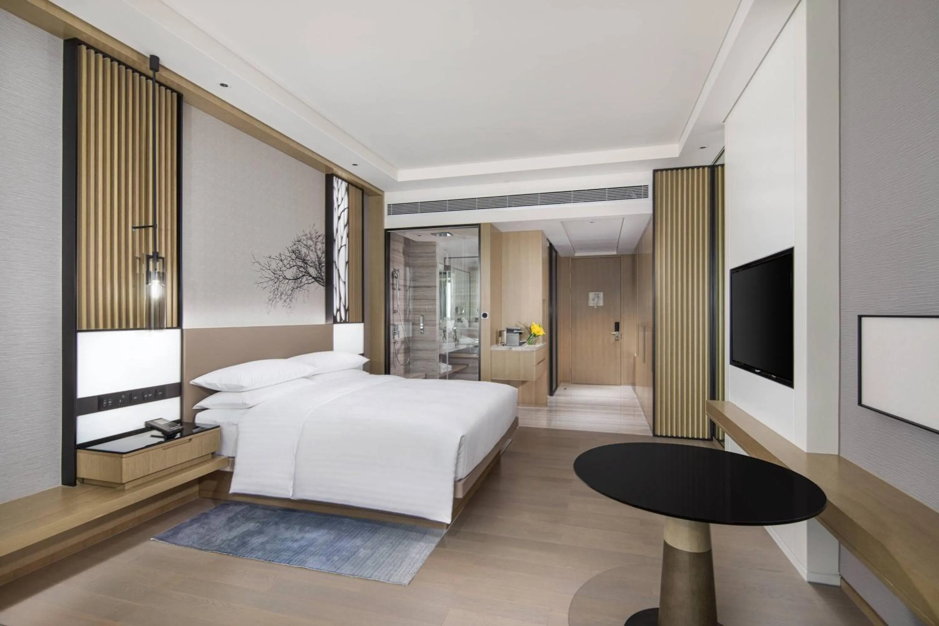 Photo of the whole room, Bed in Courtyard by Marriott Chengdu South