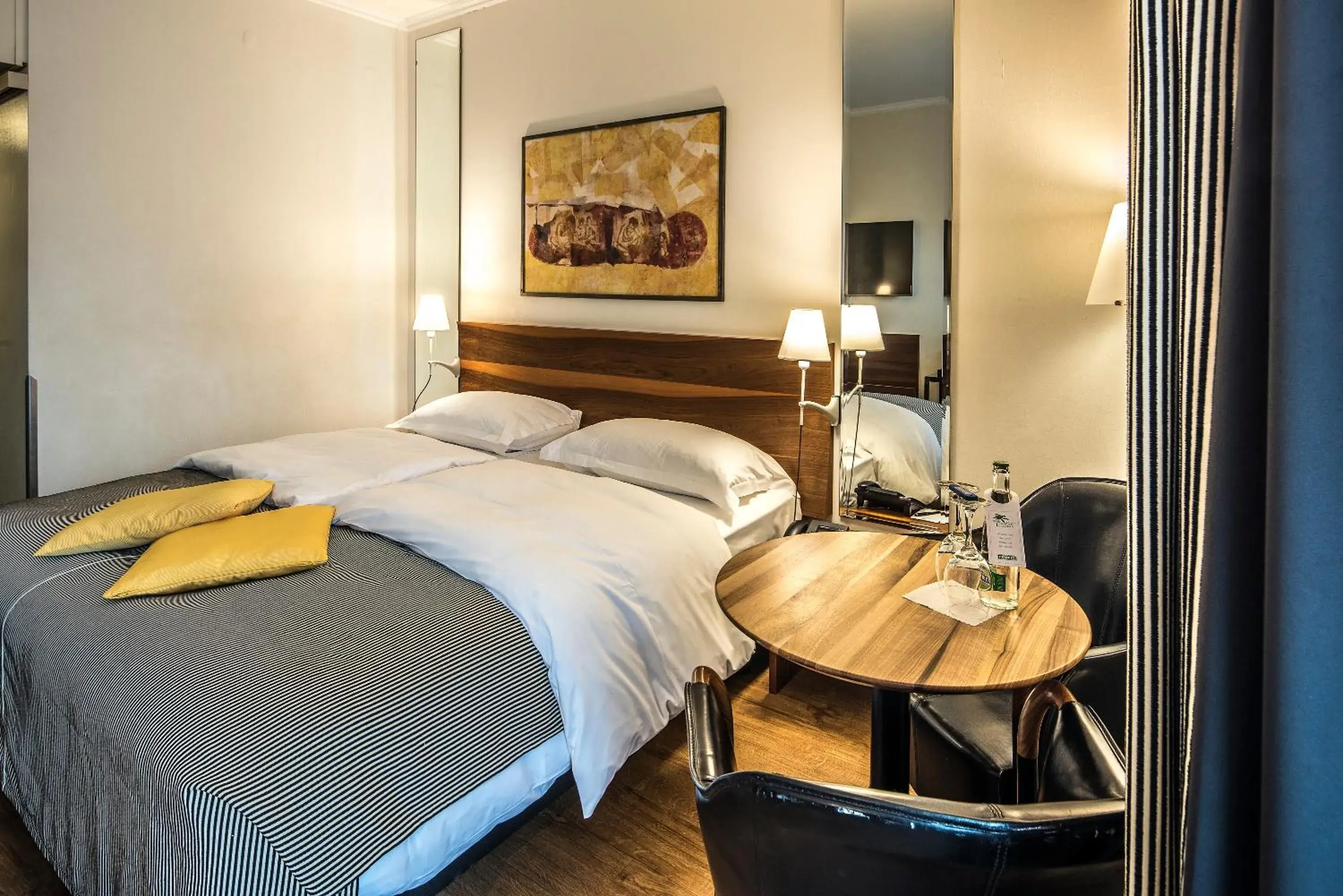 Double Room in Central Plaza Double Room in Central Plaza