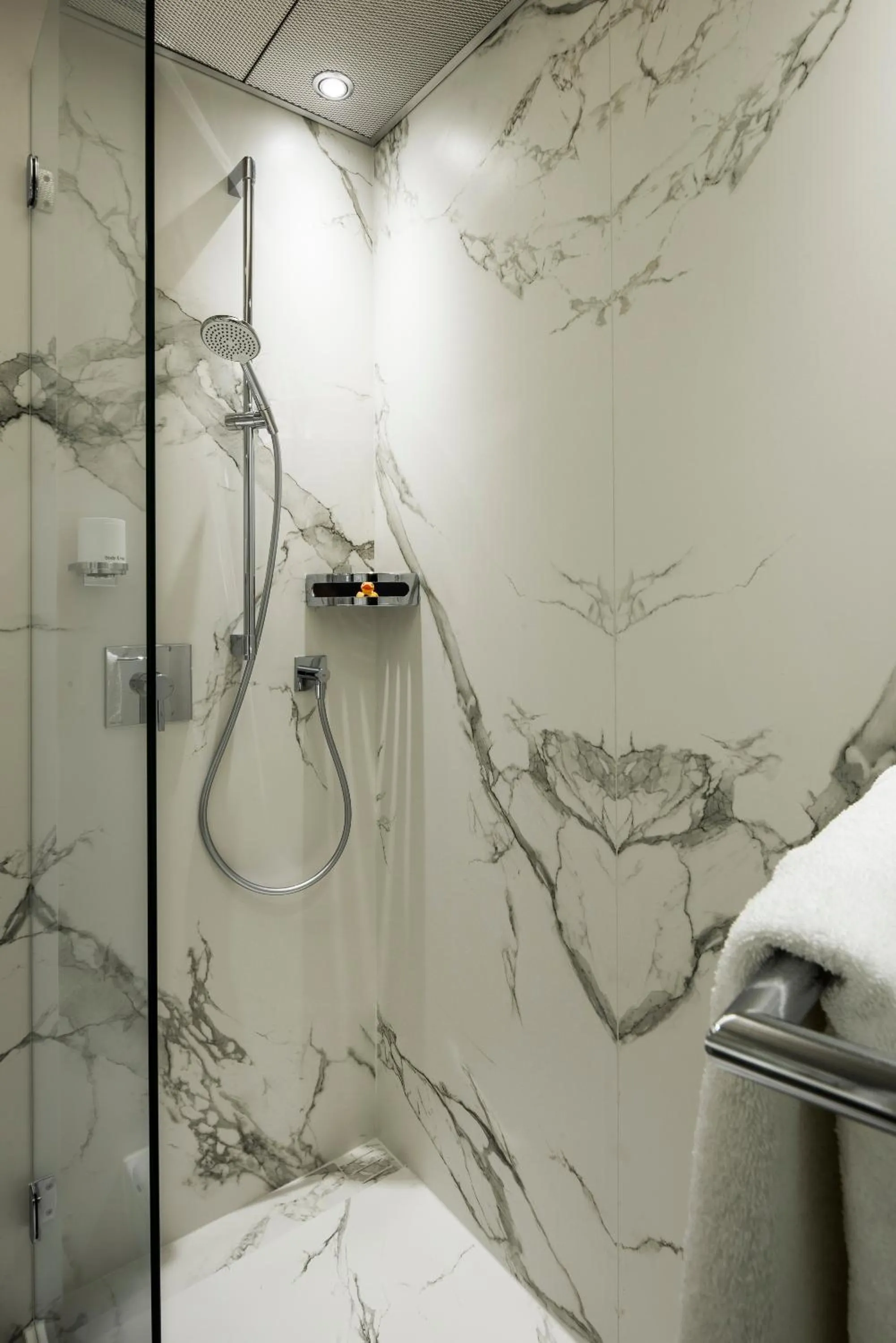 Shower in Central Plaza