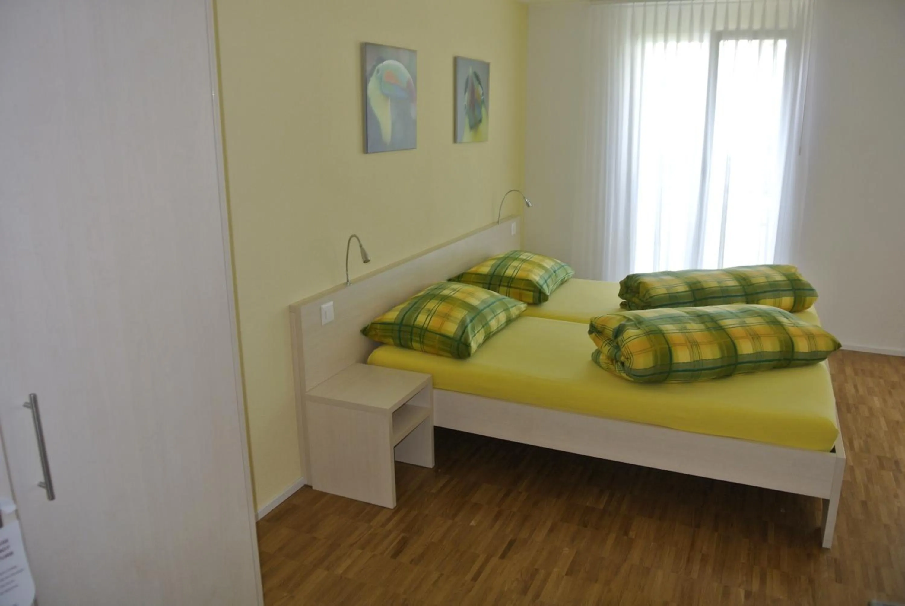 Photo of the whole room, Bed in Hotel Garni Bären Bazenheid