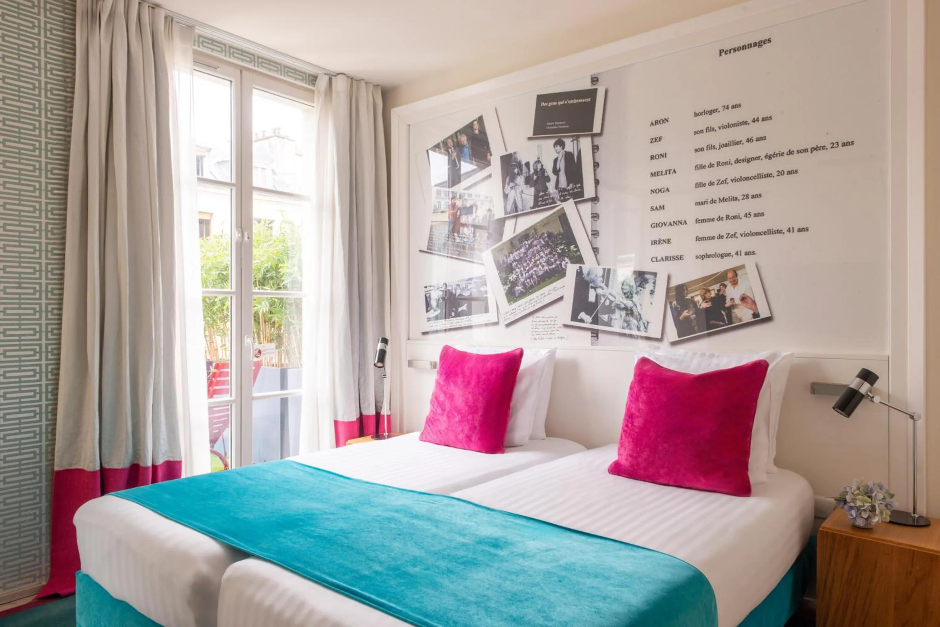 Bed in Le 123 Sébastopol - Astotel