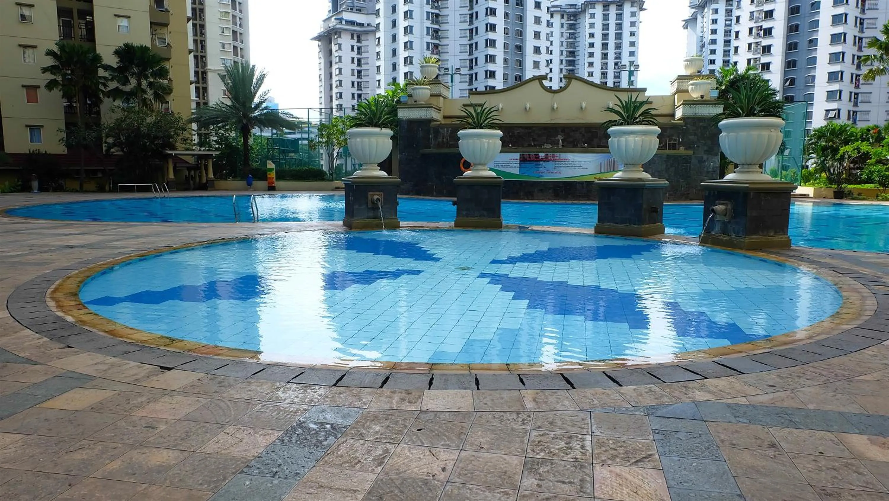 Property building in Comfortable 2BR Apartment at Mediterania Palace Residence By Travelio