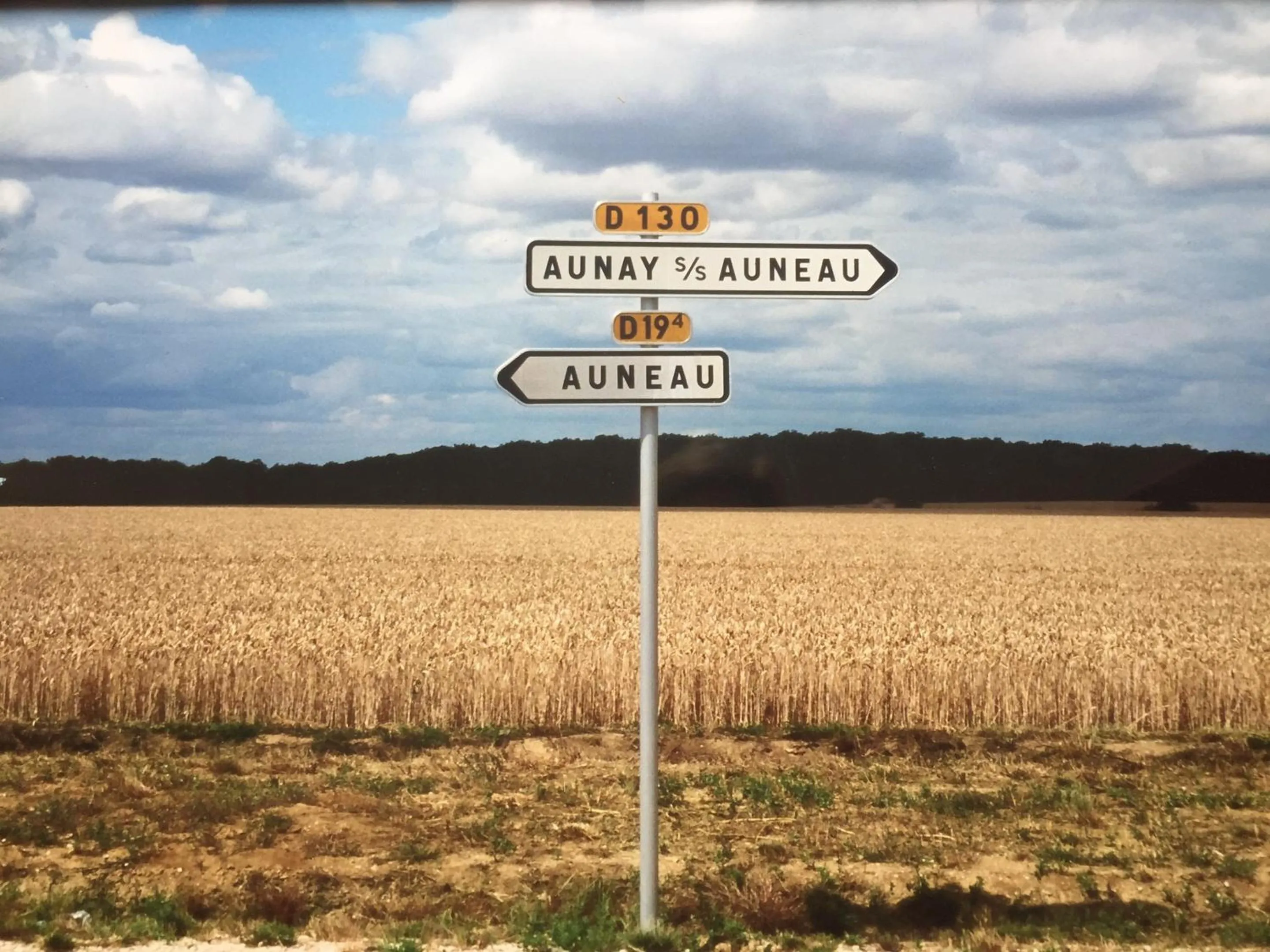 Neighbourhood in Hebergements le Camp d'Auneau - Leboudubout