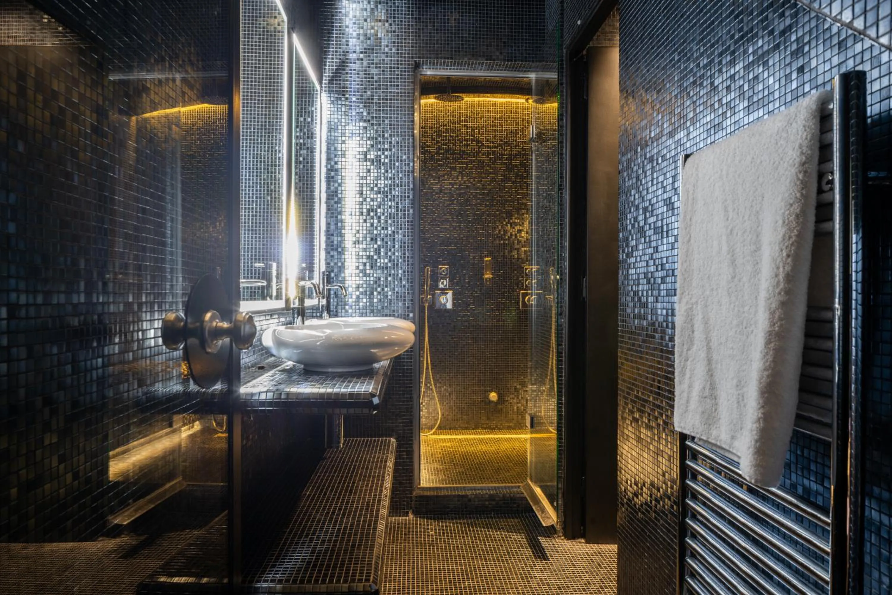 Bathroom in Grand Hotel Lafayette