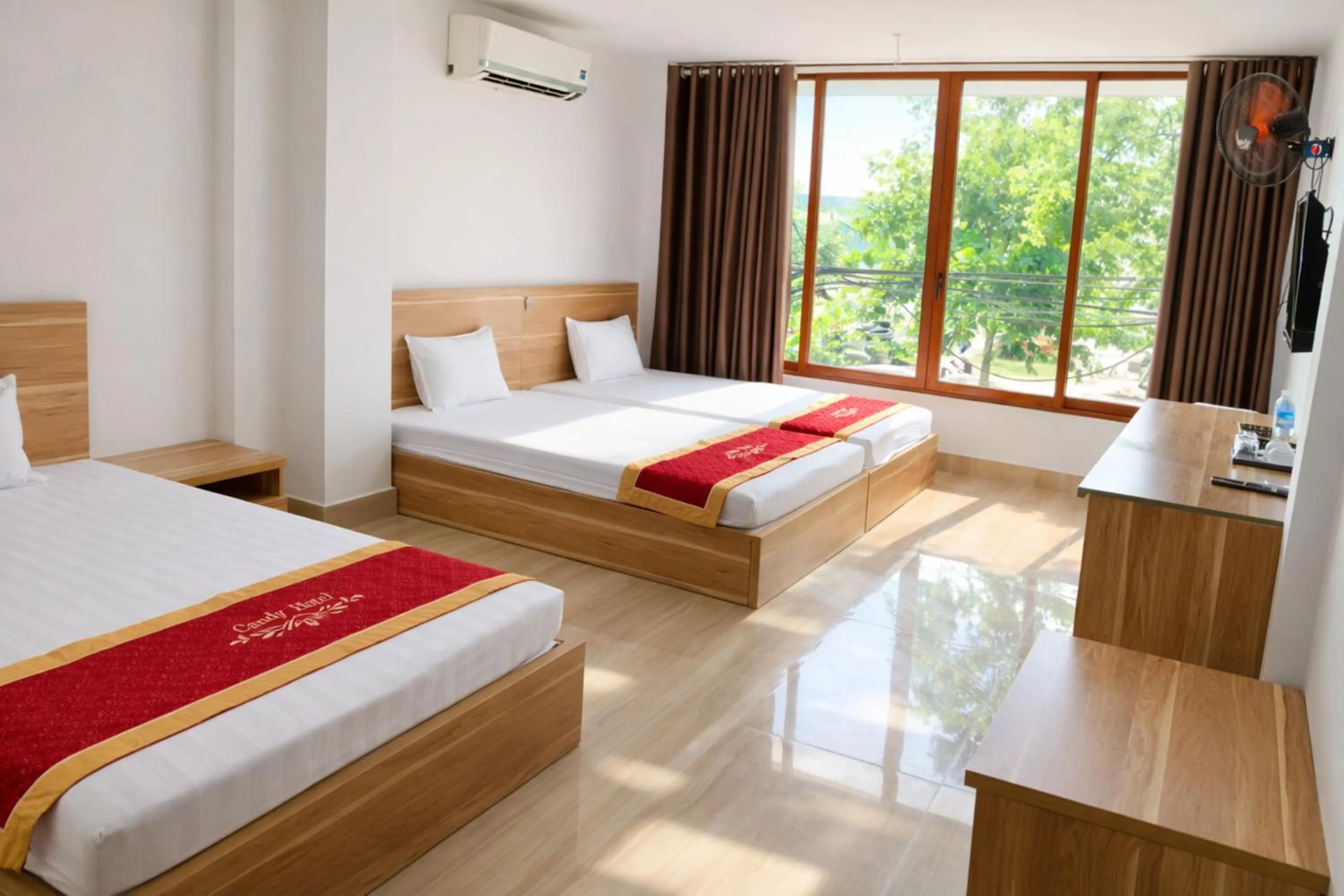 Bed in Candy Hotel Hạ Long