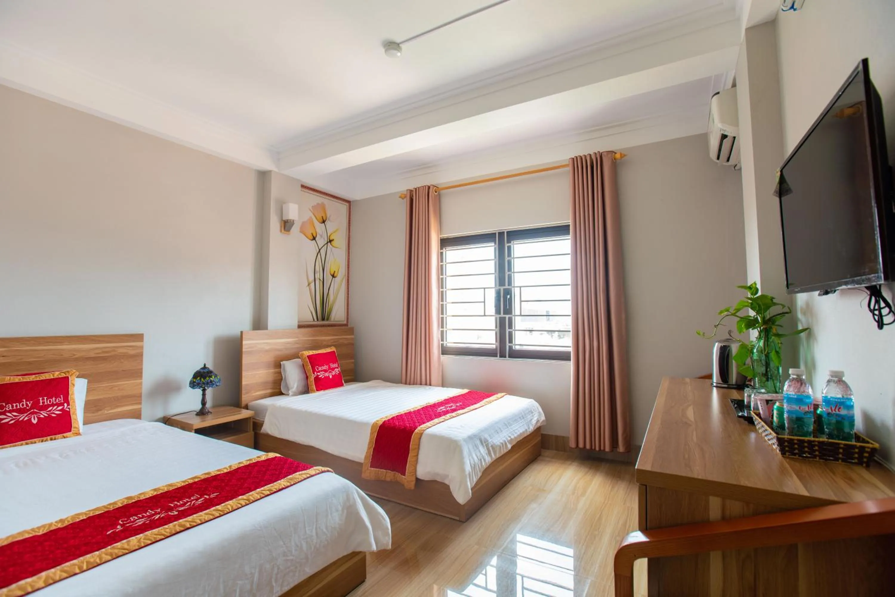 Bedroom, Bed in Candy Hotel Hạ Long