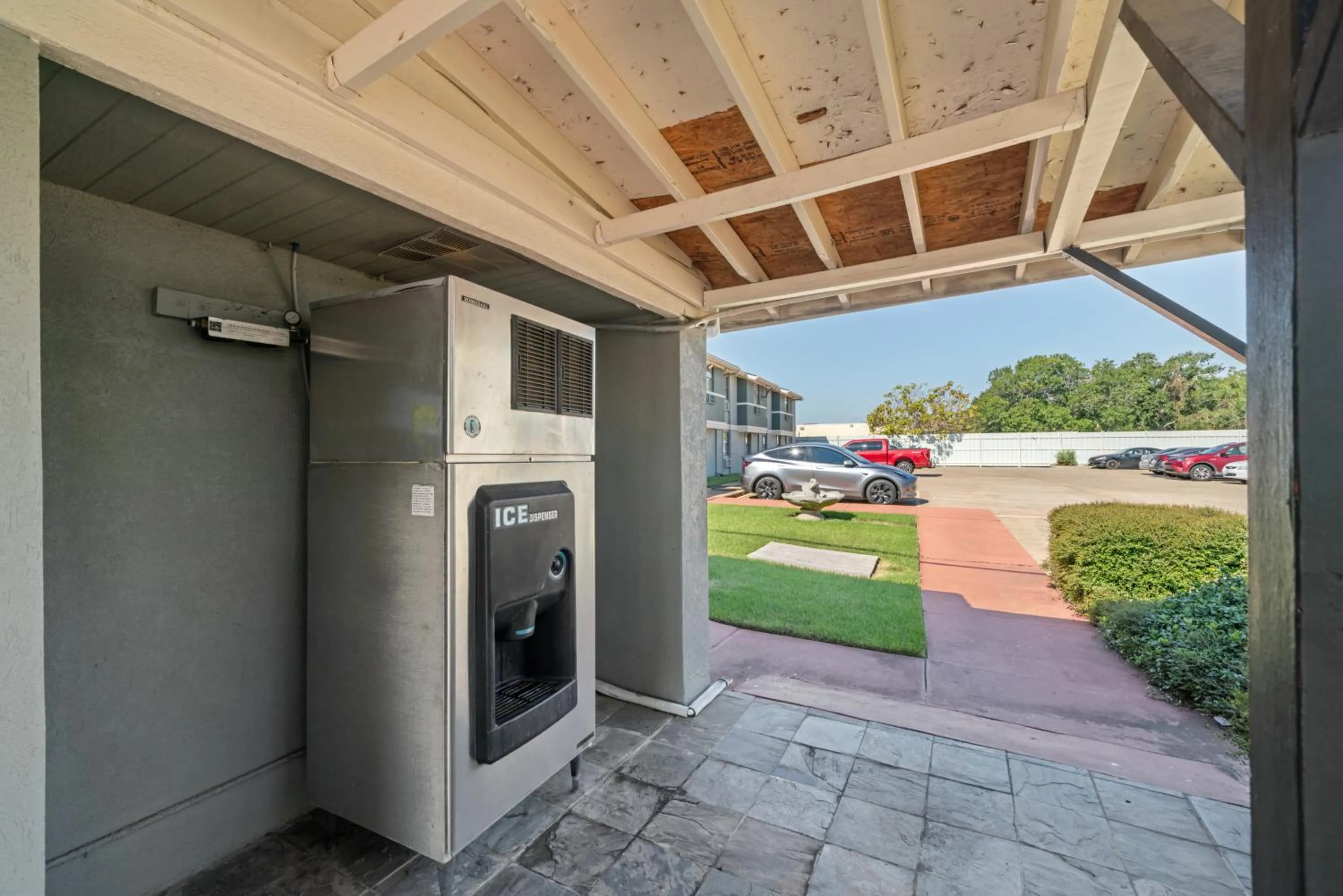 Day in Americas Best Value Inn & Suites Brenham