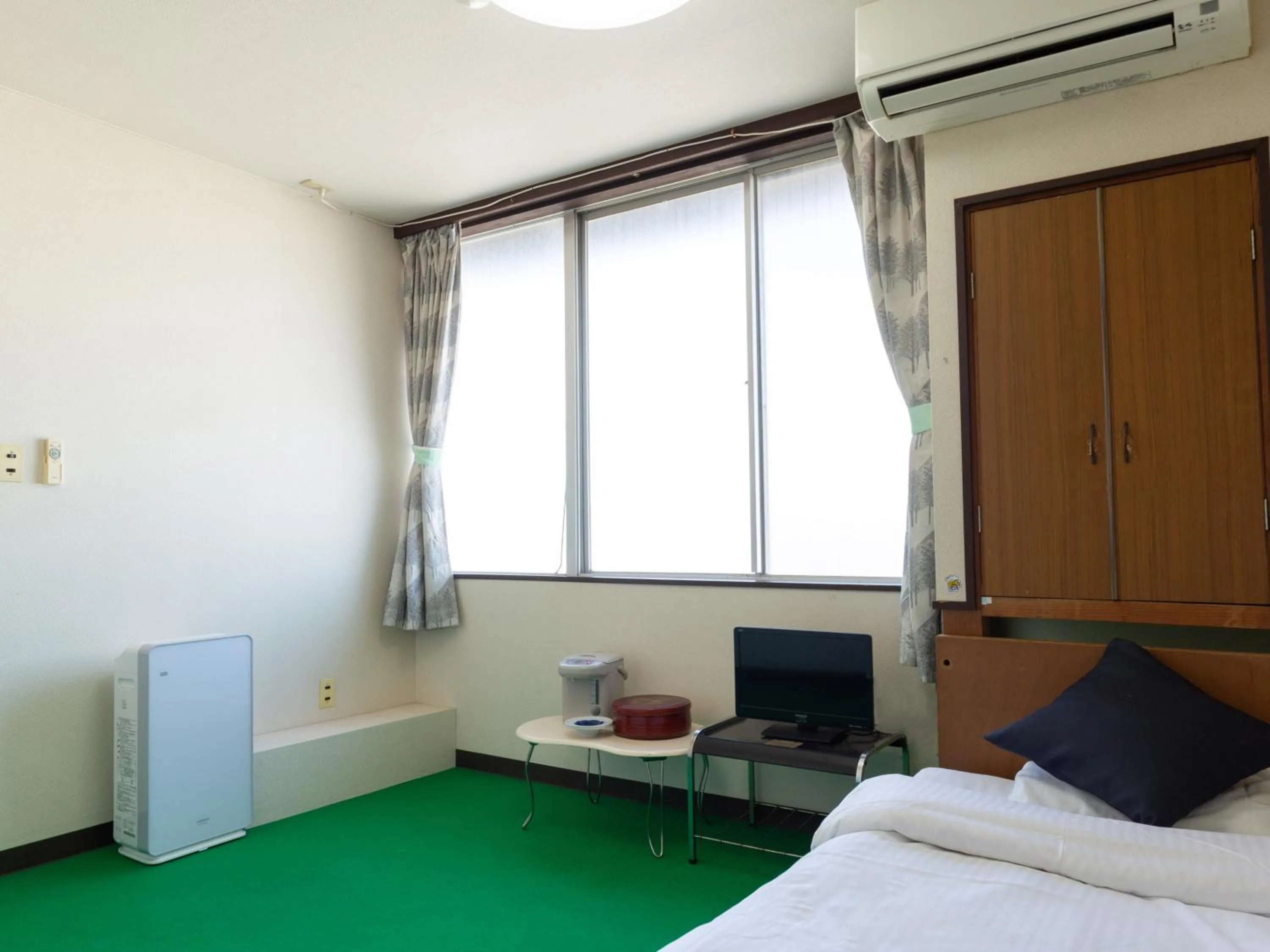 TV and multimedia, Bed in Tabist Business Hotel Chitose Kashiwazaki