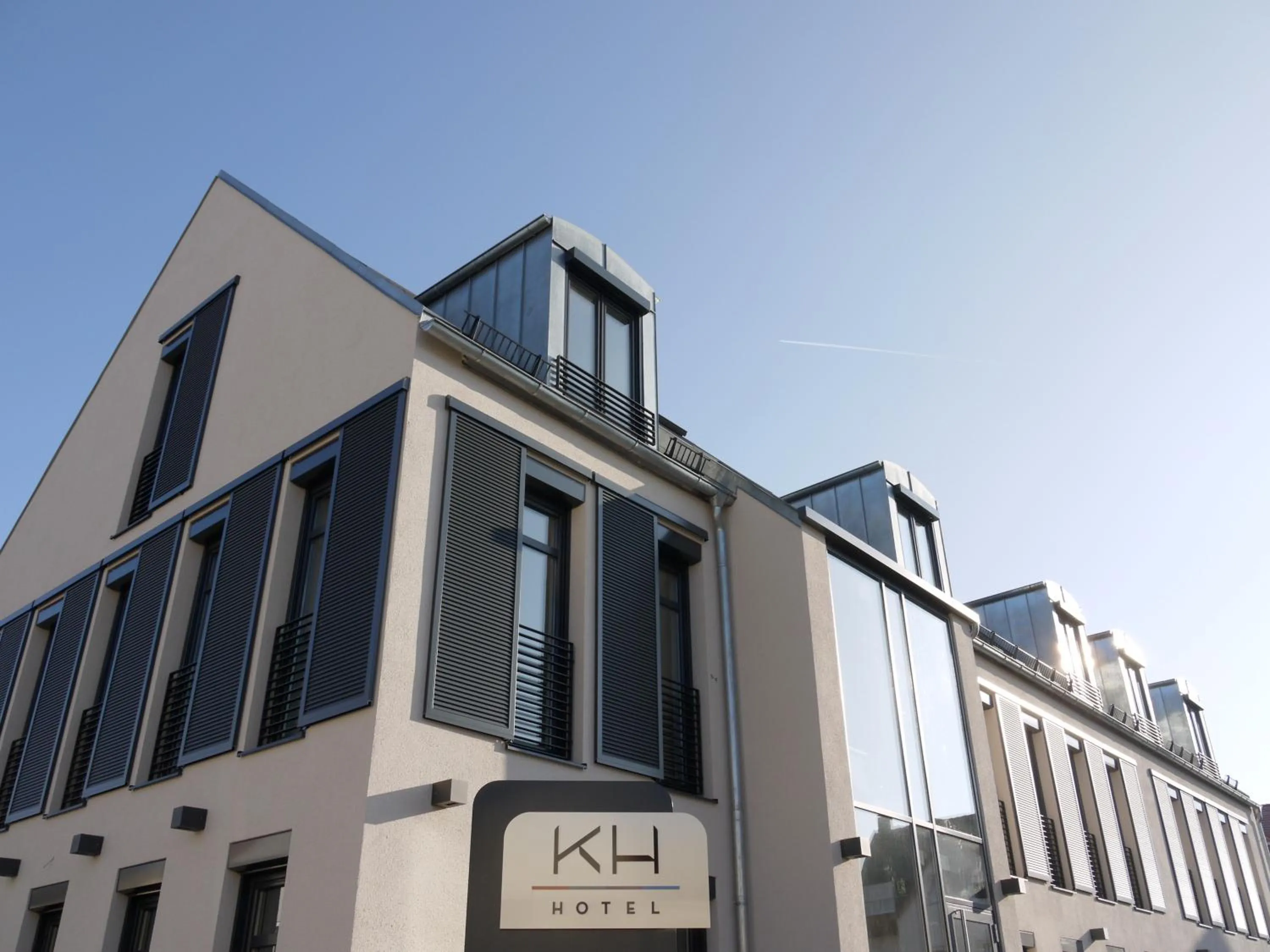 Facade/entrance in KH Hotel mit Restaurant