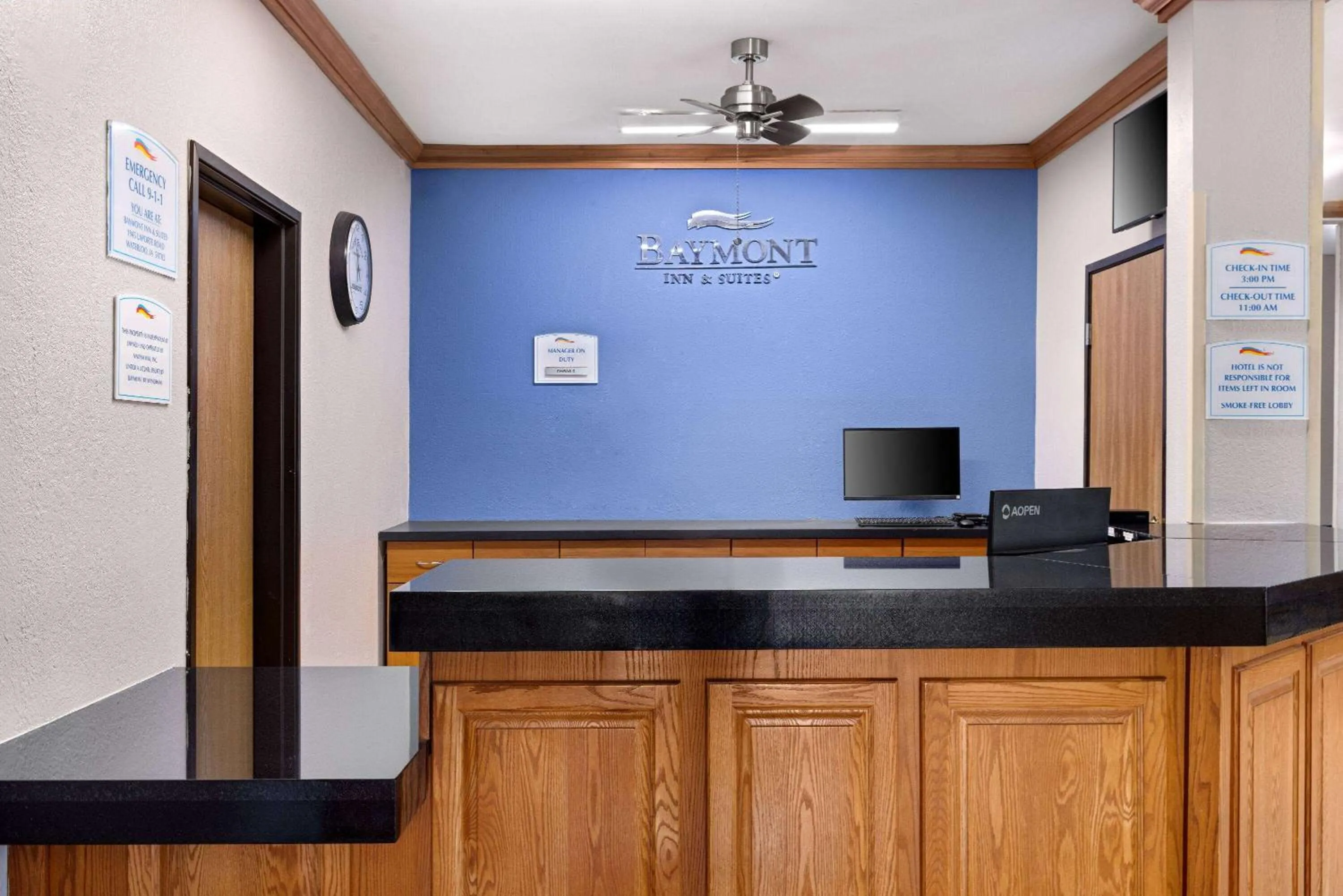 Lobby or reception in Baymont by Wyndham Waterloo