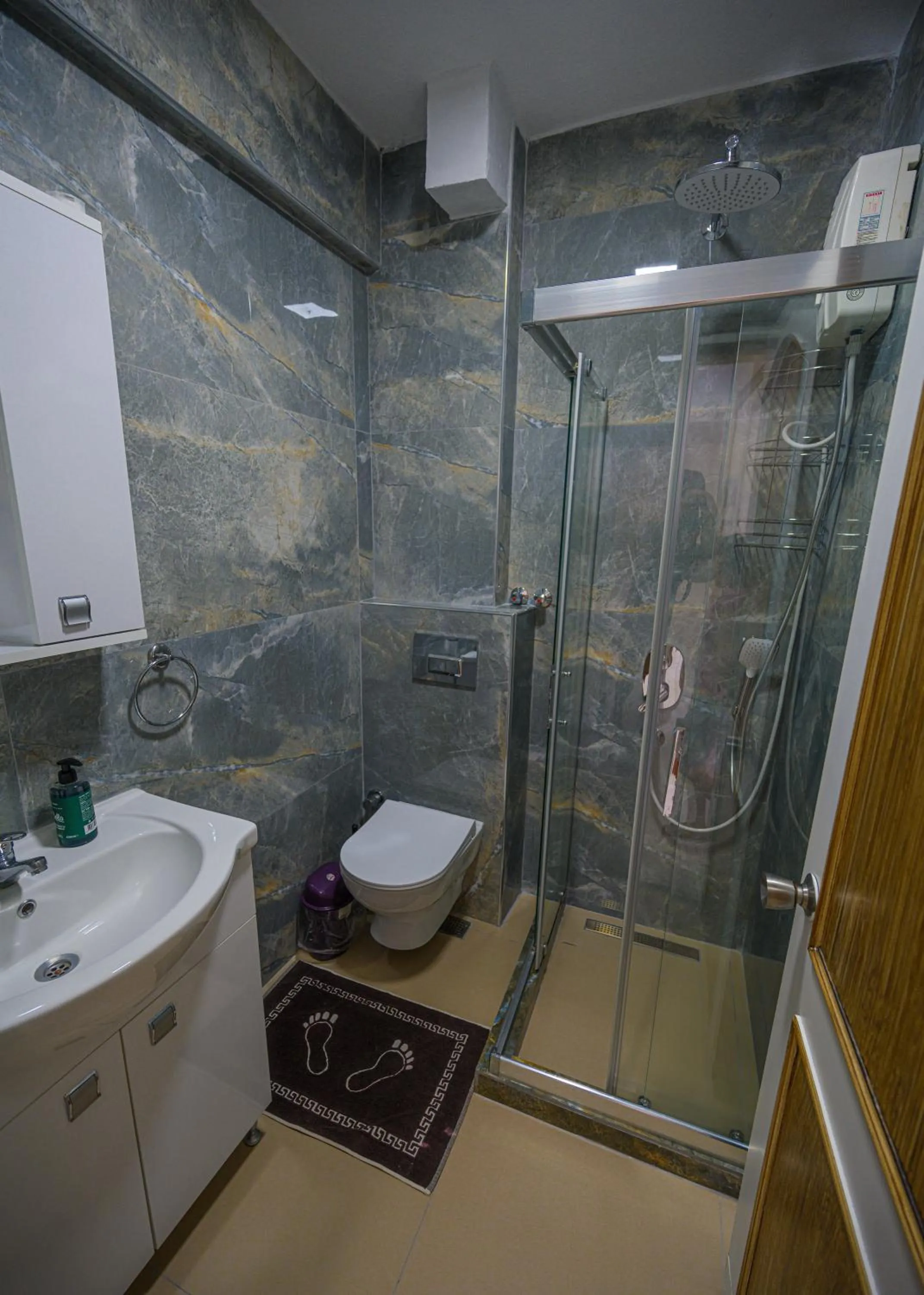 Bathroom in Speedy Apart Otel