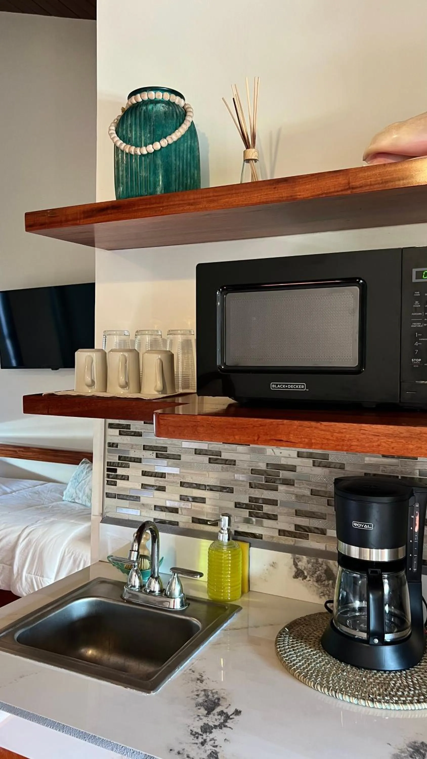 Kitchen or kitchenette in Mata Rocks Resort