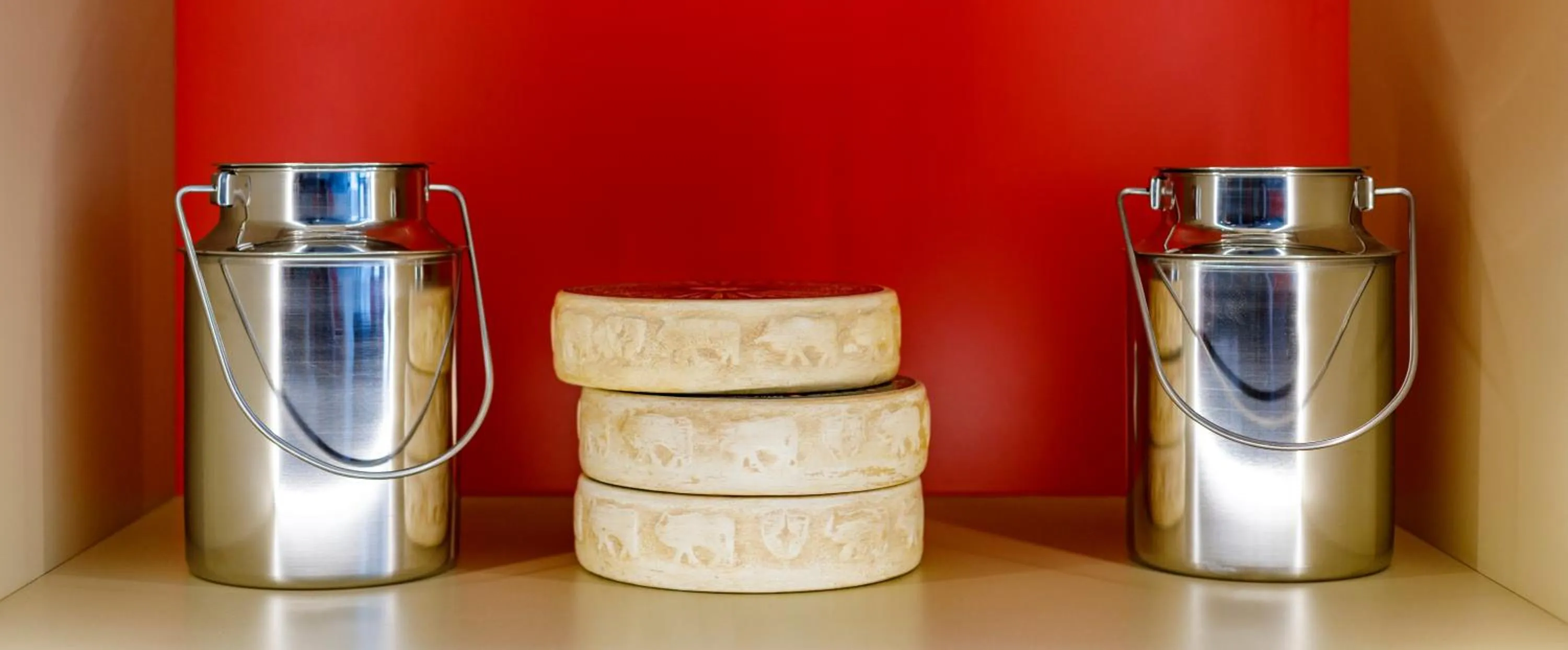 Lobby or reception in Swiss Night by Fassbind