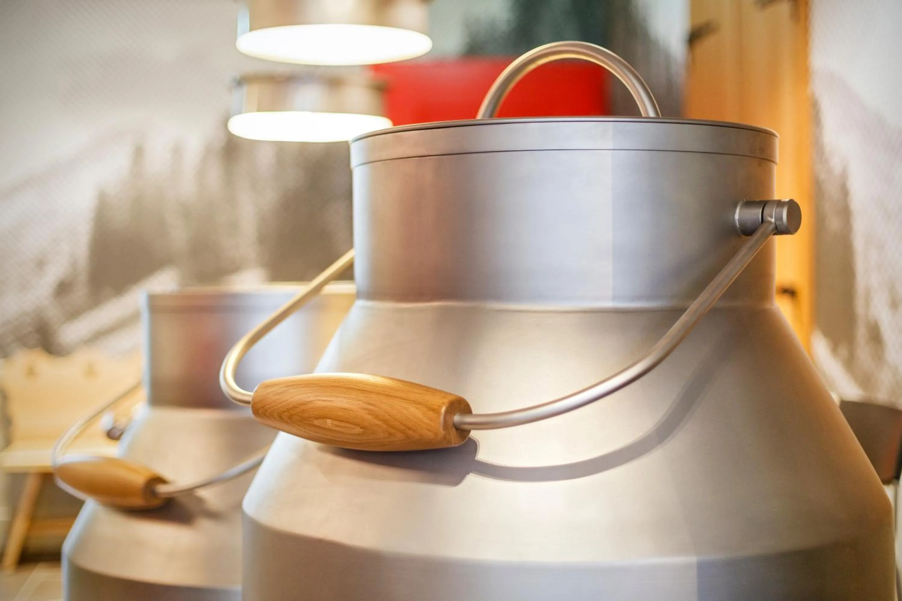 Decorative detail in Swiss Night by Fassbind