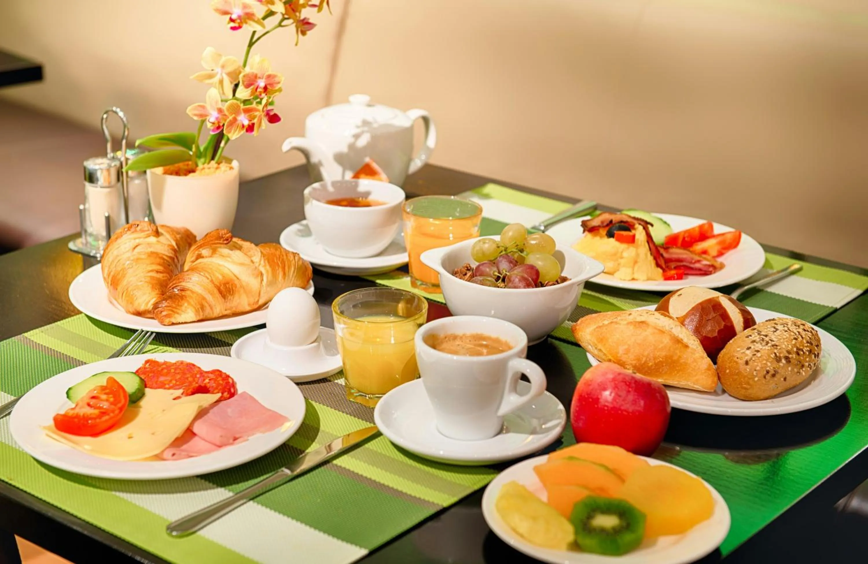 Breakfast in Leonardo Boutique Hotel Rigihof Zurich