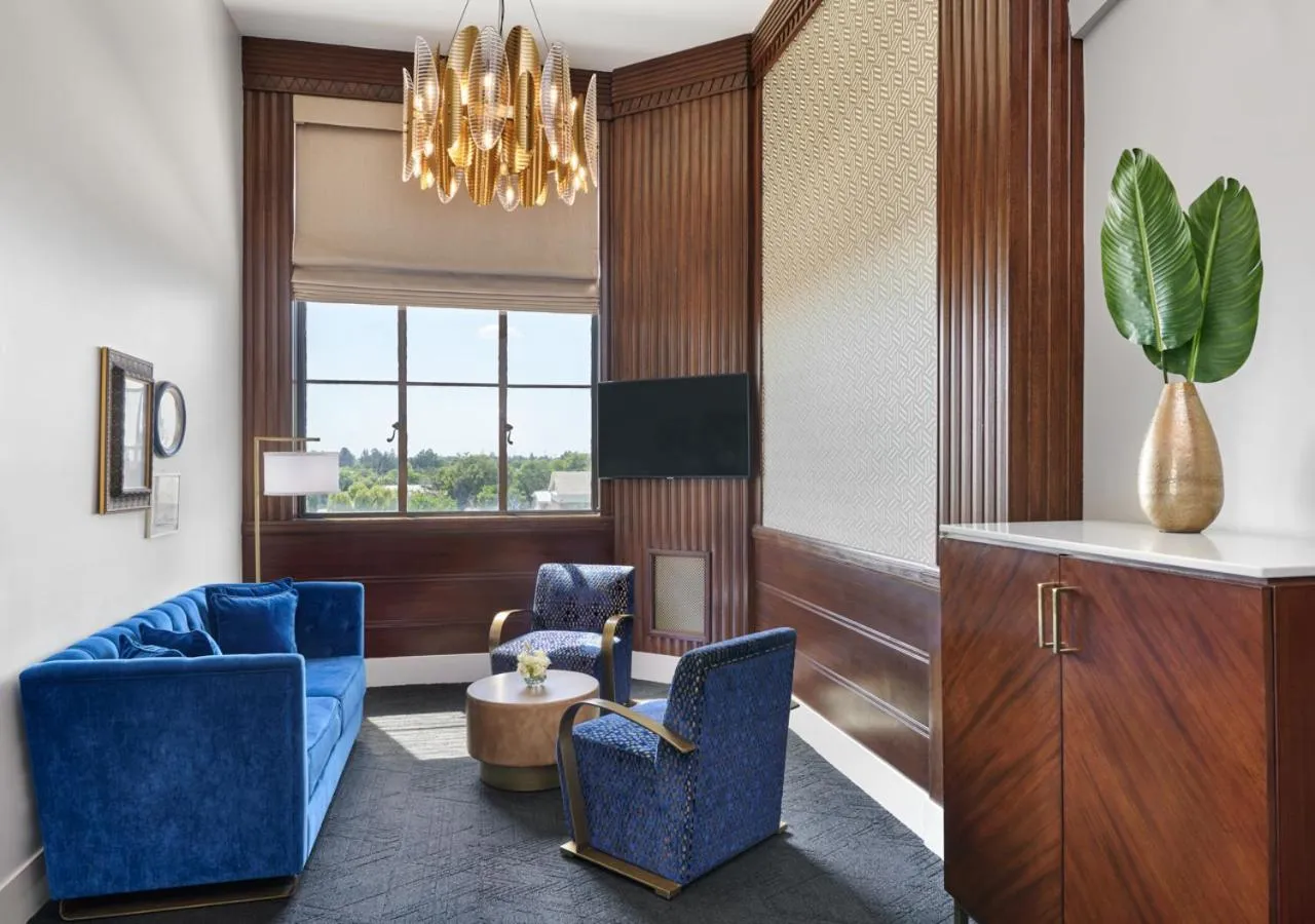 TV and multimedia in The Darling