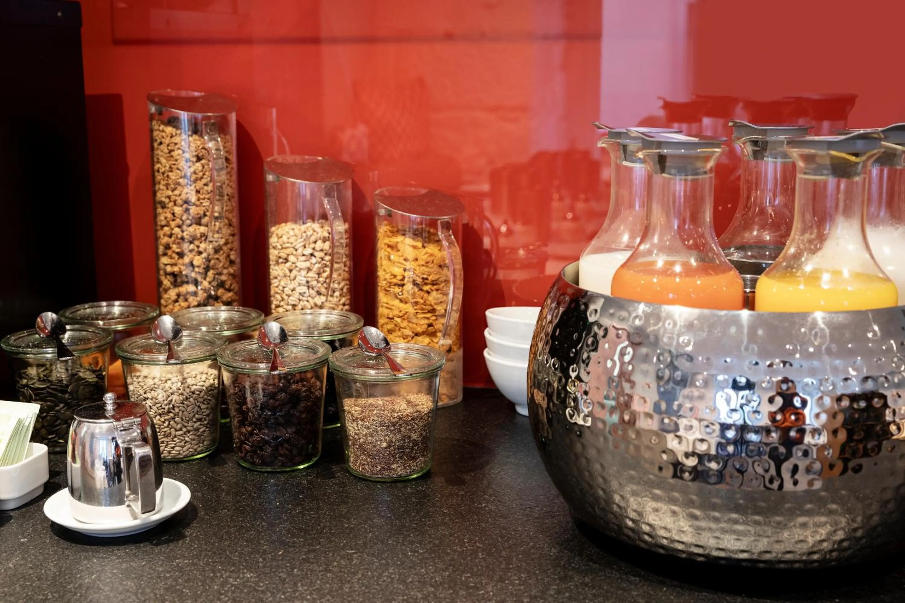 Buffet breakfast in Altstadt Hotel