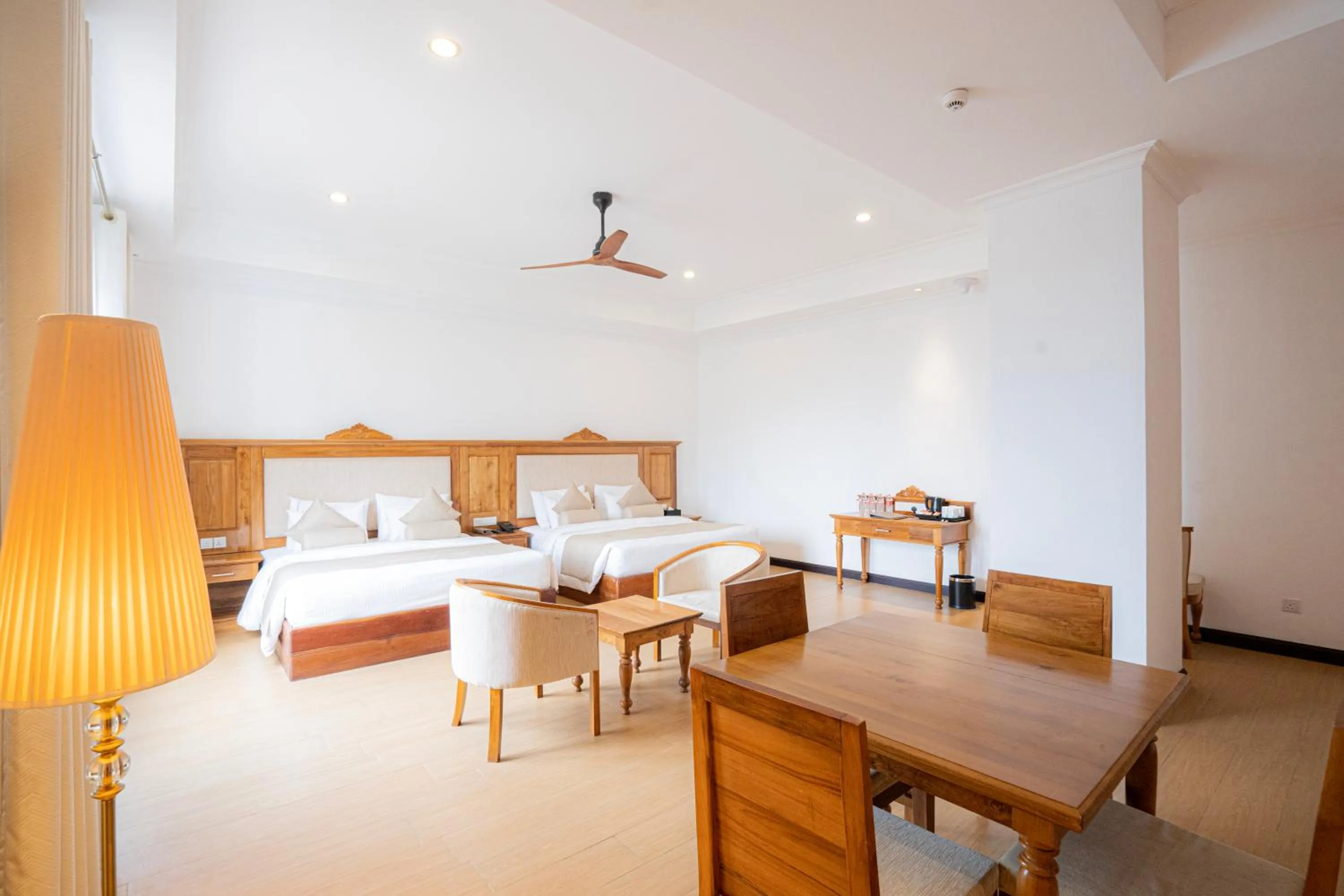 Property building, Bed in Araliya Red - Budget friendly Hotel- Where you find stunning 360 panoramic view of Nuwara Eliya