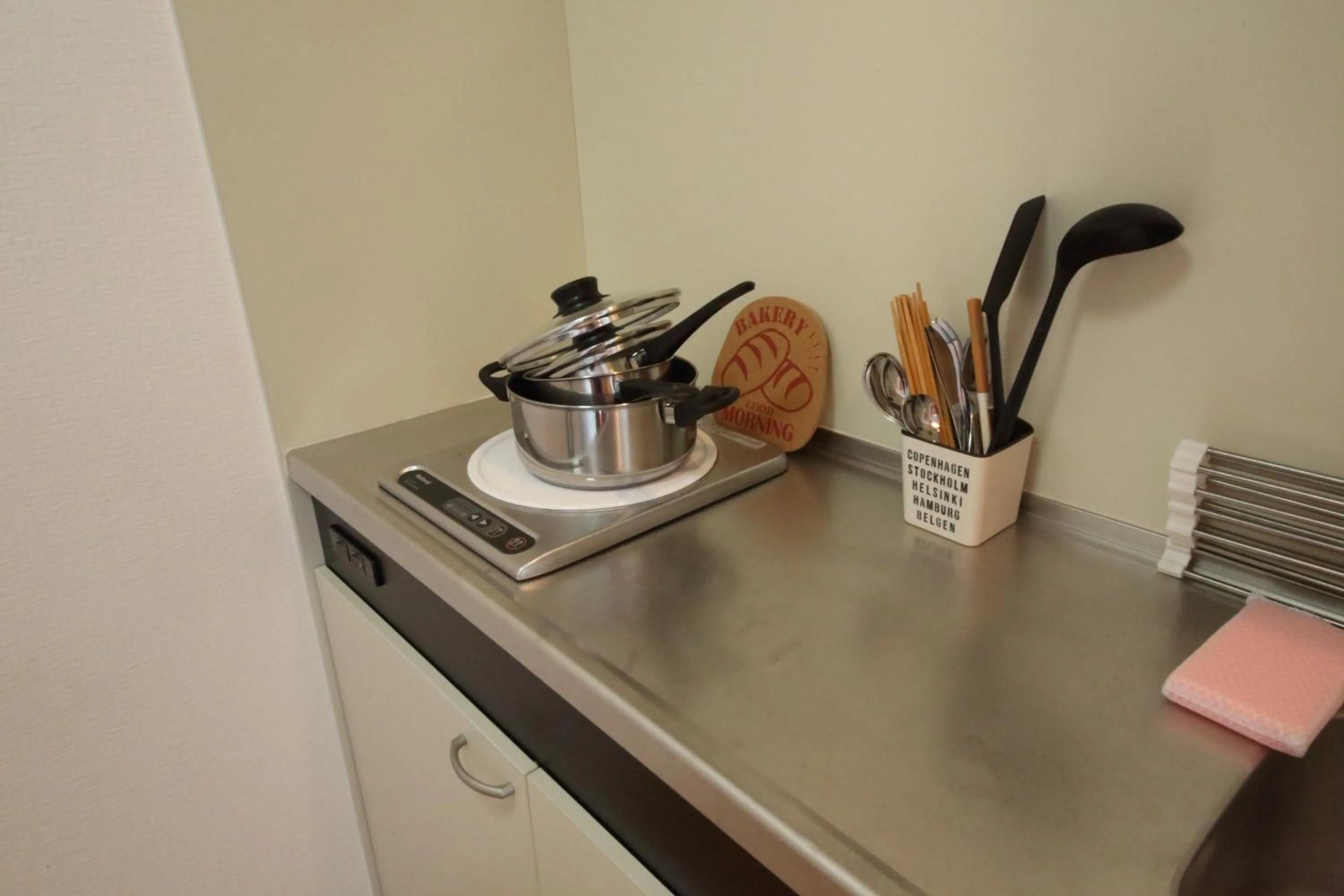 Kitchen or kitchenette in ETERNITY Tamatsukuri 301