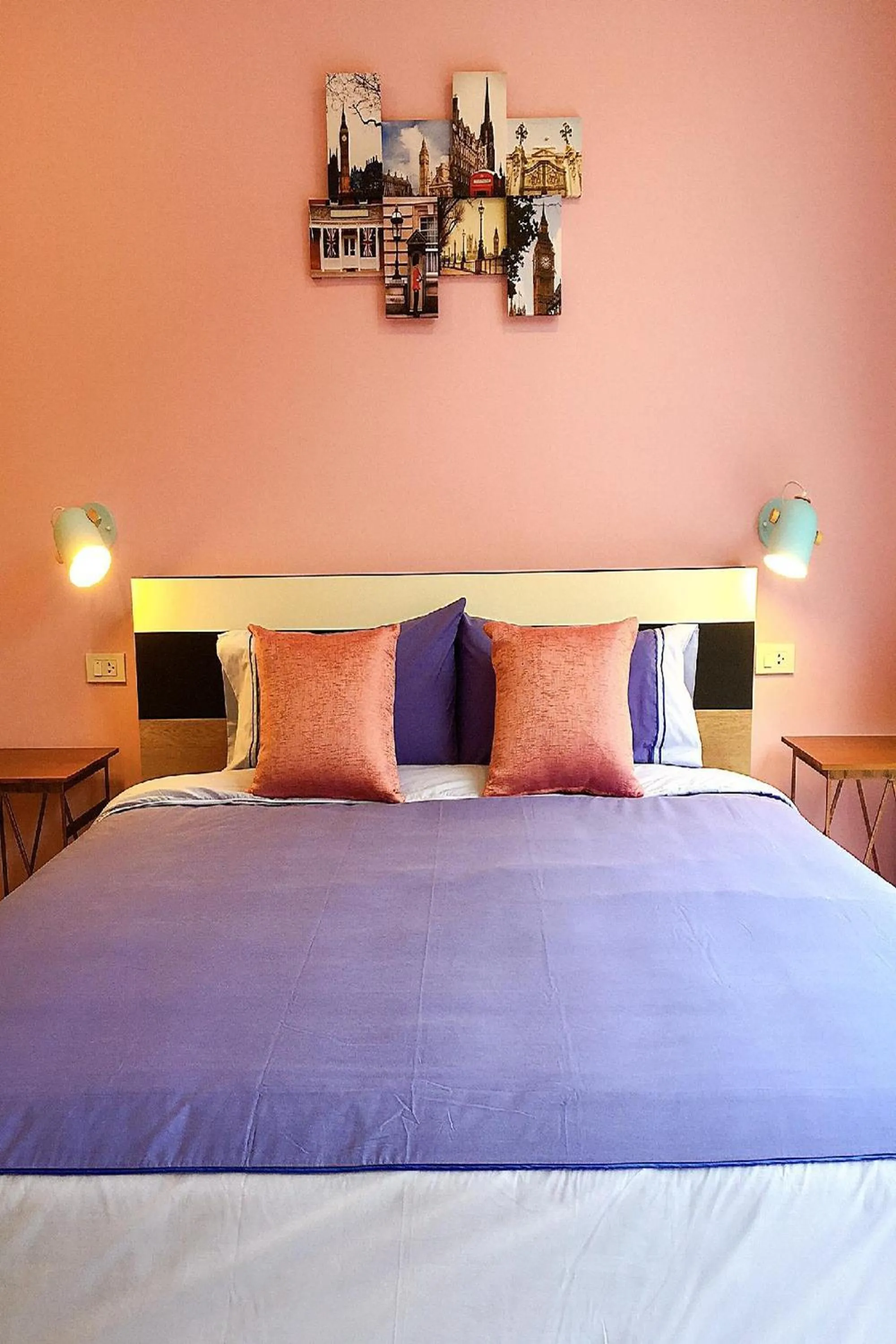 Bed in Chor Chang House