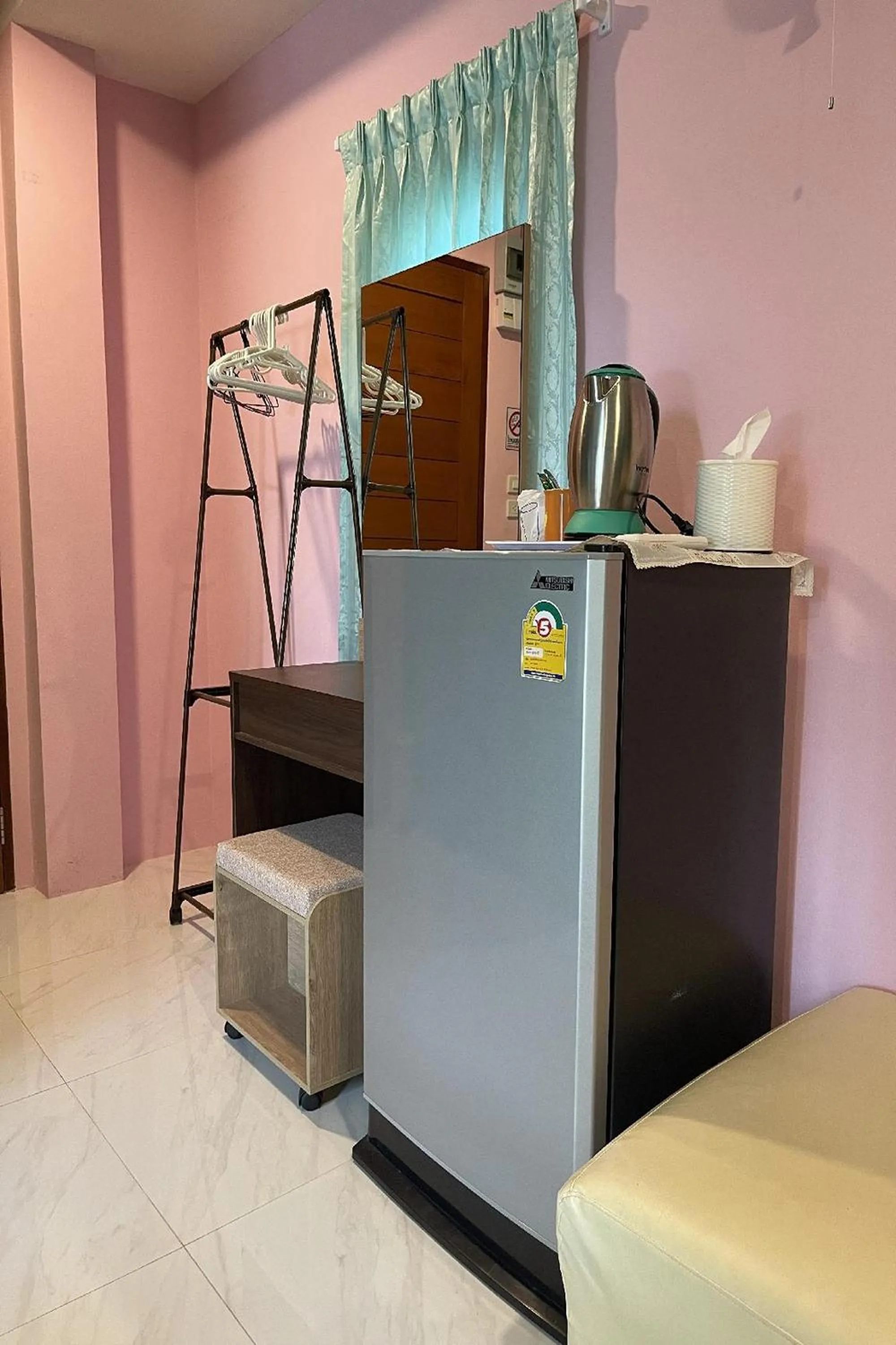 Kitchen or kitchenette in Chor Chang House