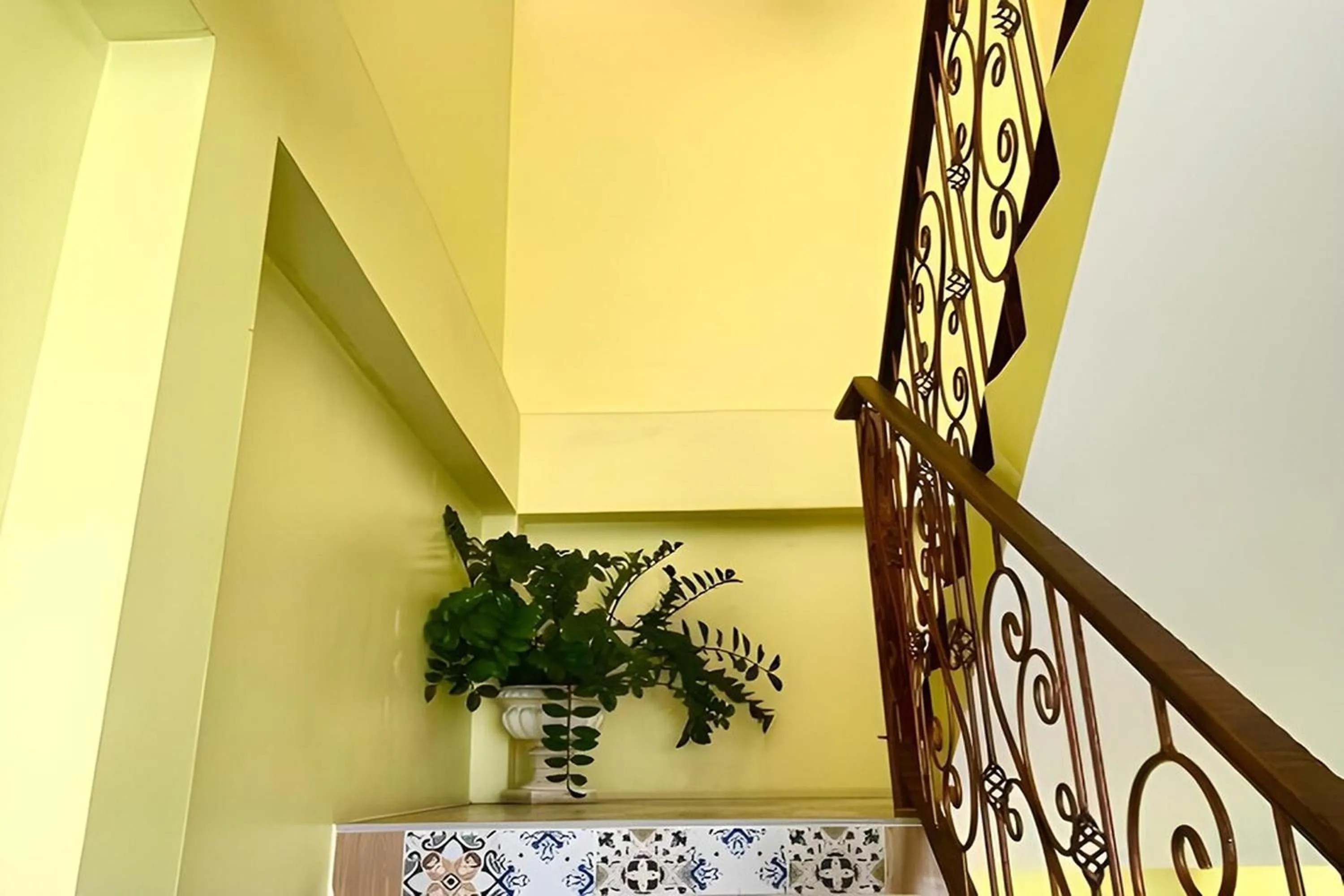 Property building in Chor Chang House