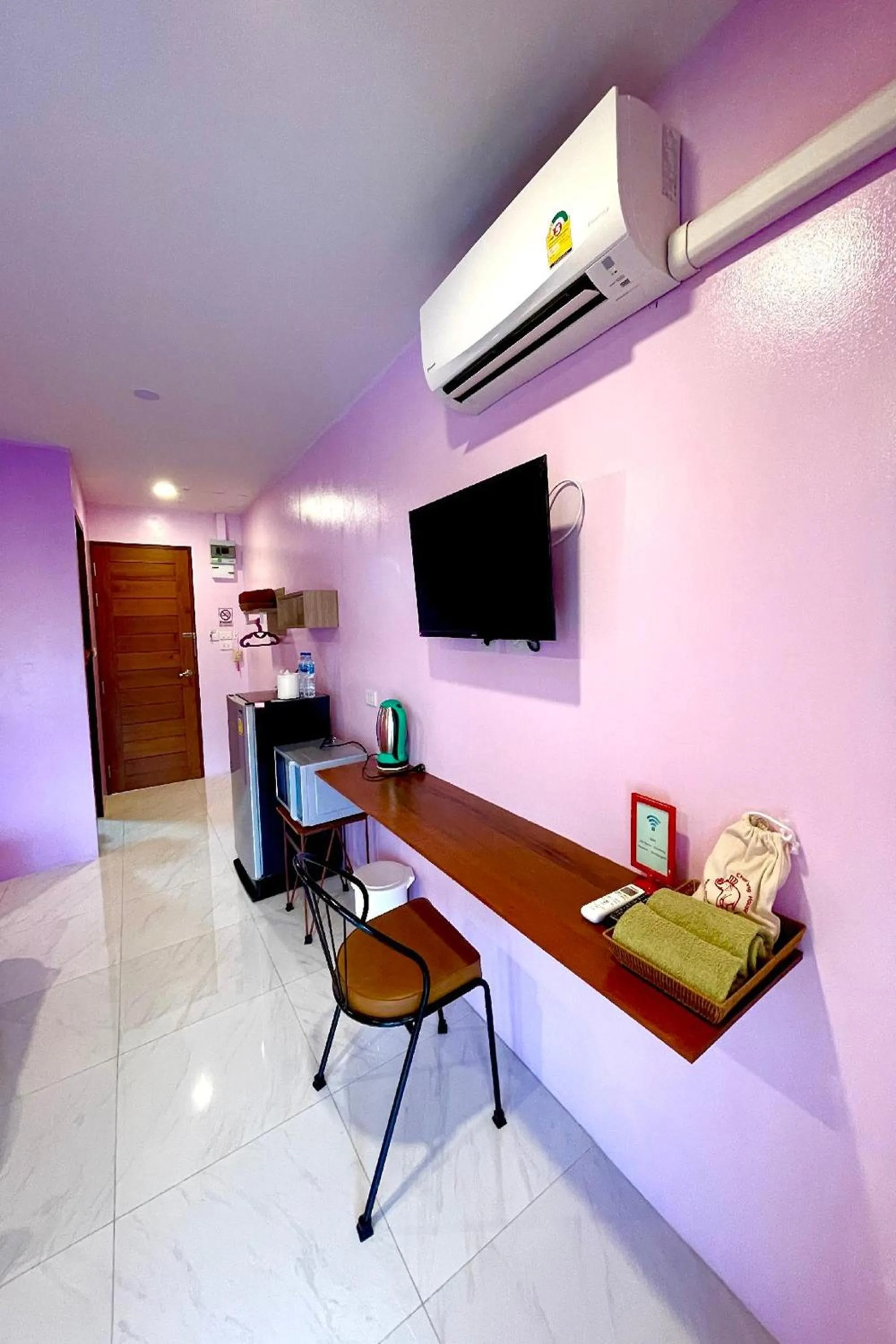 Communal lounge/ TV room in Chor Chang House