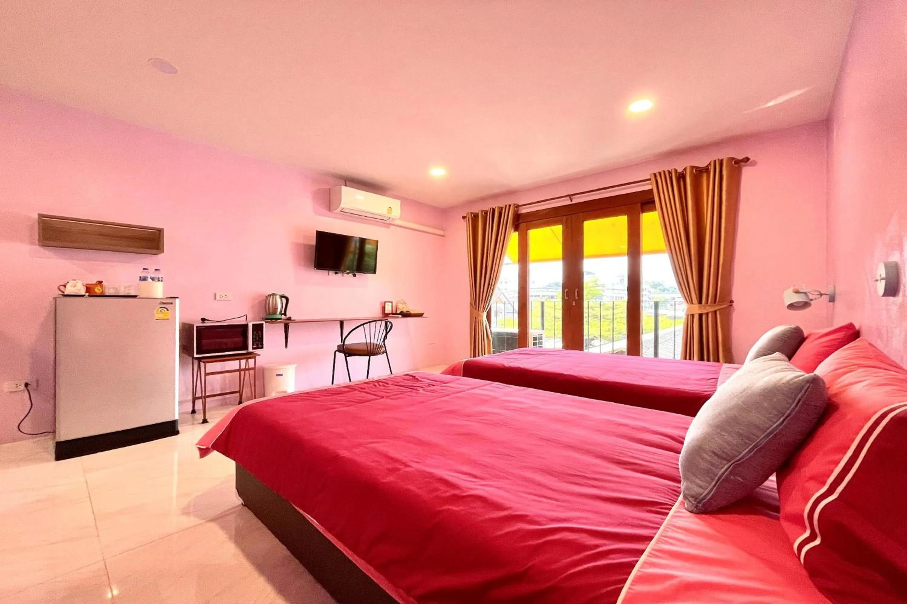 Bedroom, Bed in Chor Chang House