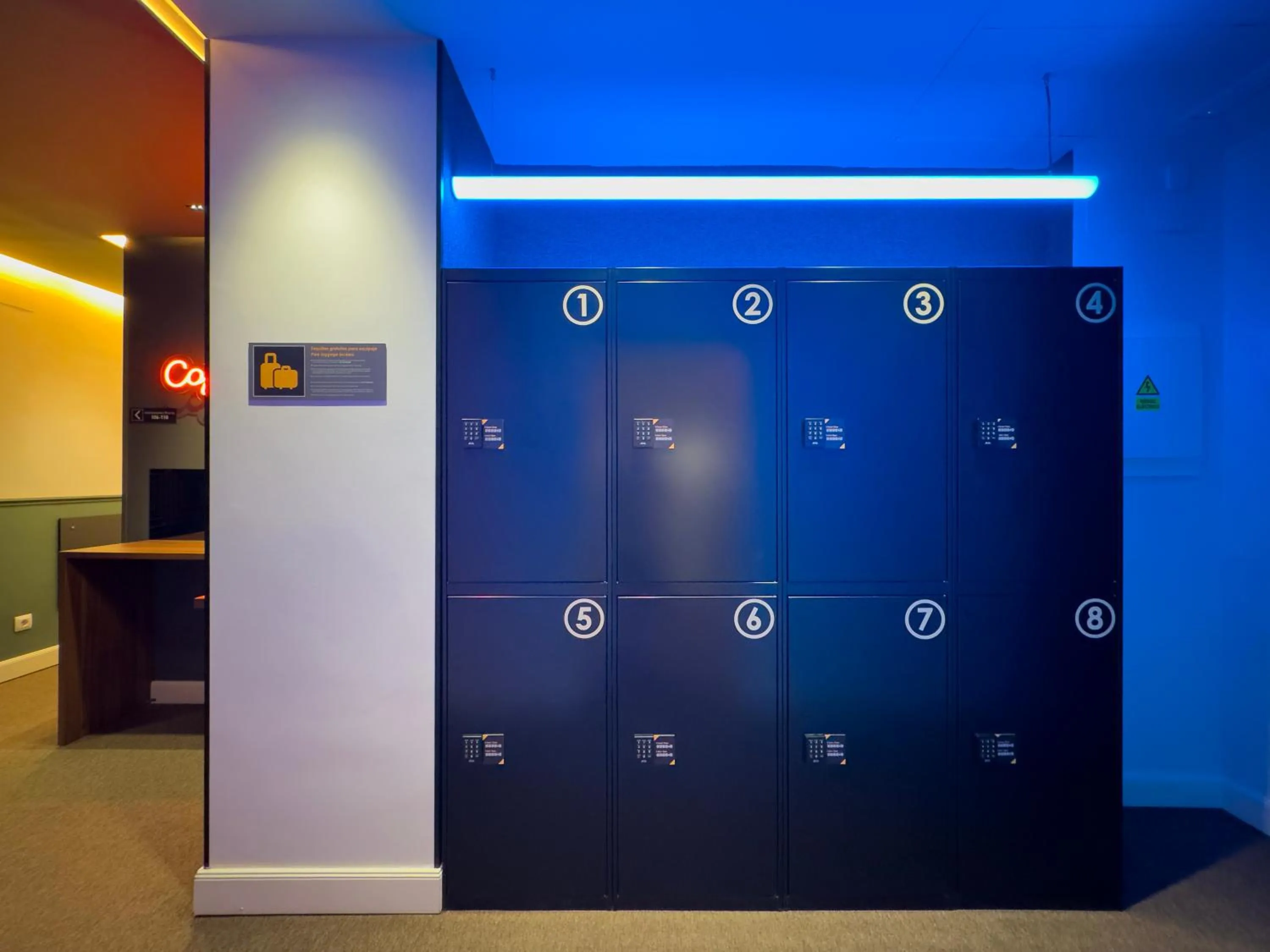 Area and facilities in Ópera Stays by Charming