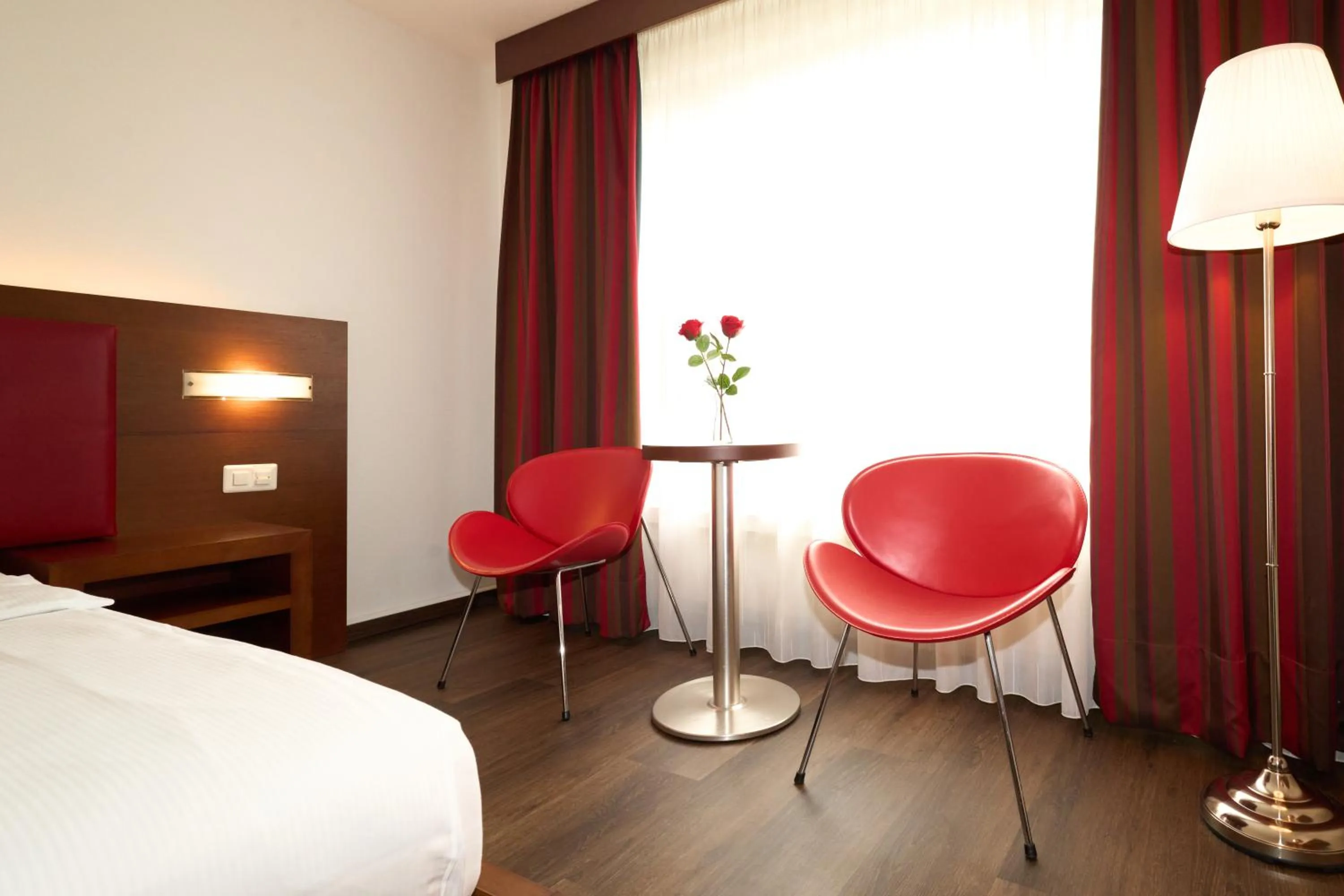 Bed in Hotel Conti Dietikon