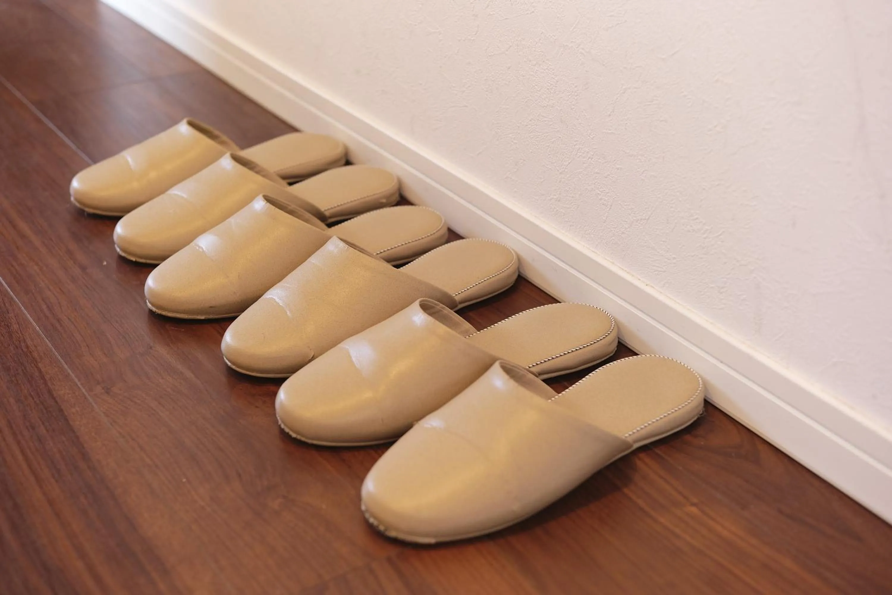 Property building in Base Hanegi Apartment by Tranova