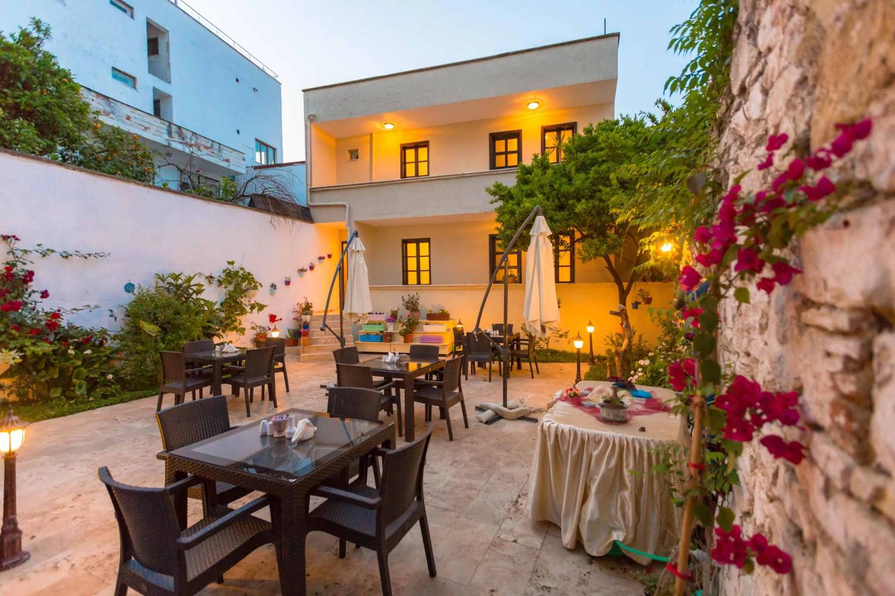 Garden in OLD TOWN BOUTIQUE HOTEL