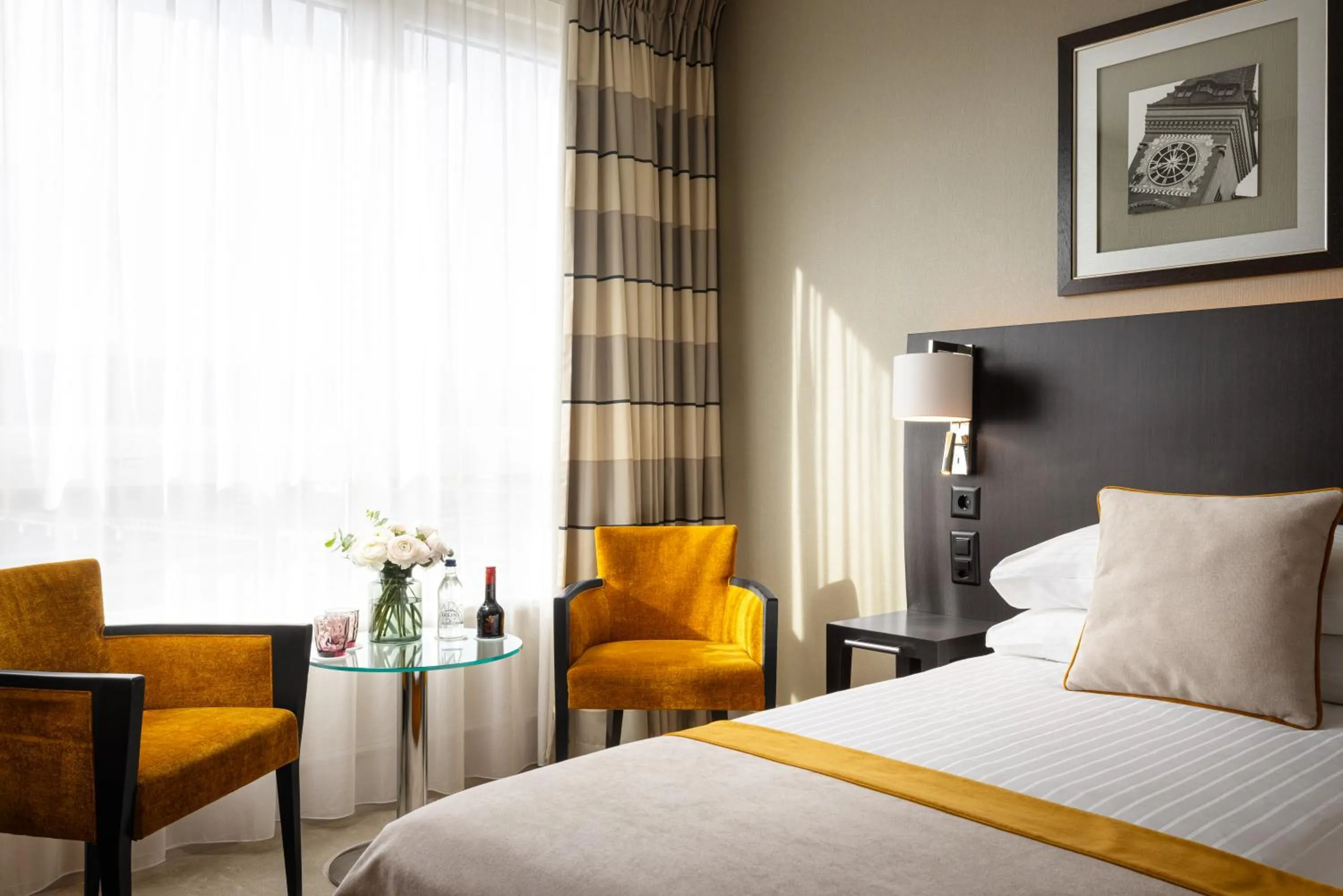 Bed in Auteuil Manotel