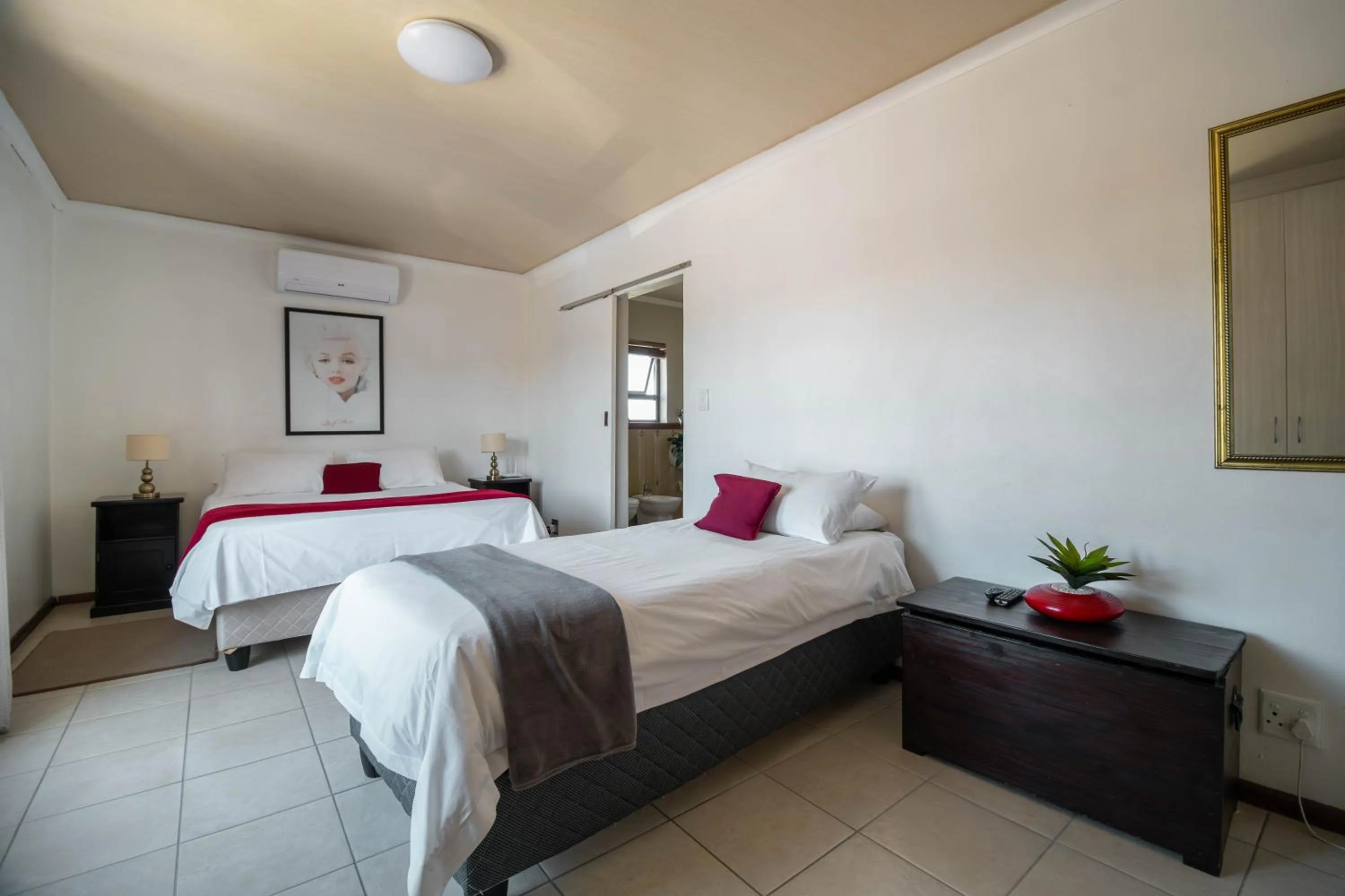 Bedroom in Broadway Tygervalley House