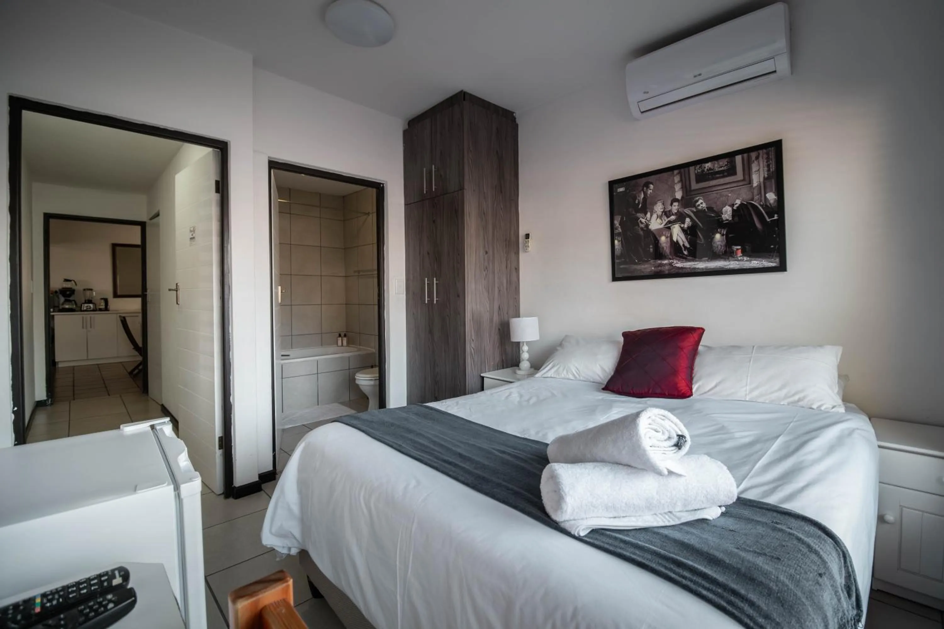 Bedroom in Broadway Tygervalley House