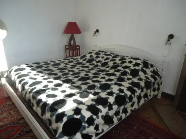 Bed in chambre d'hôte dans maison privée