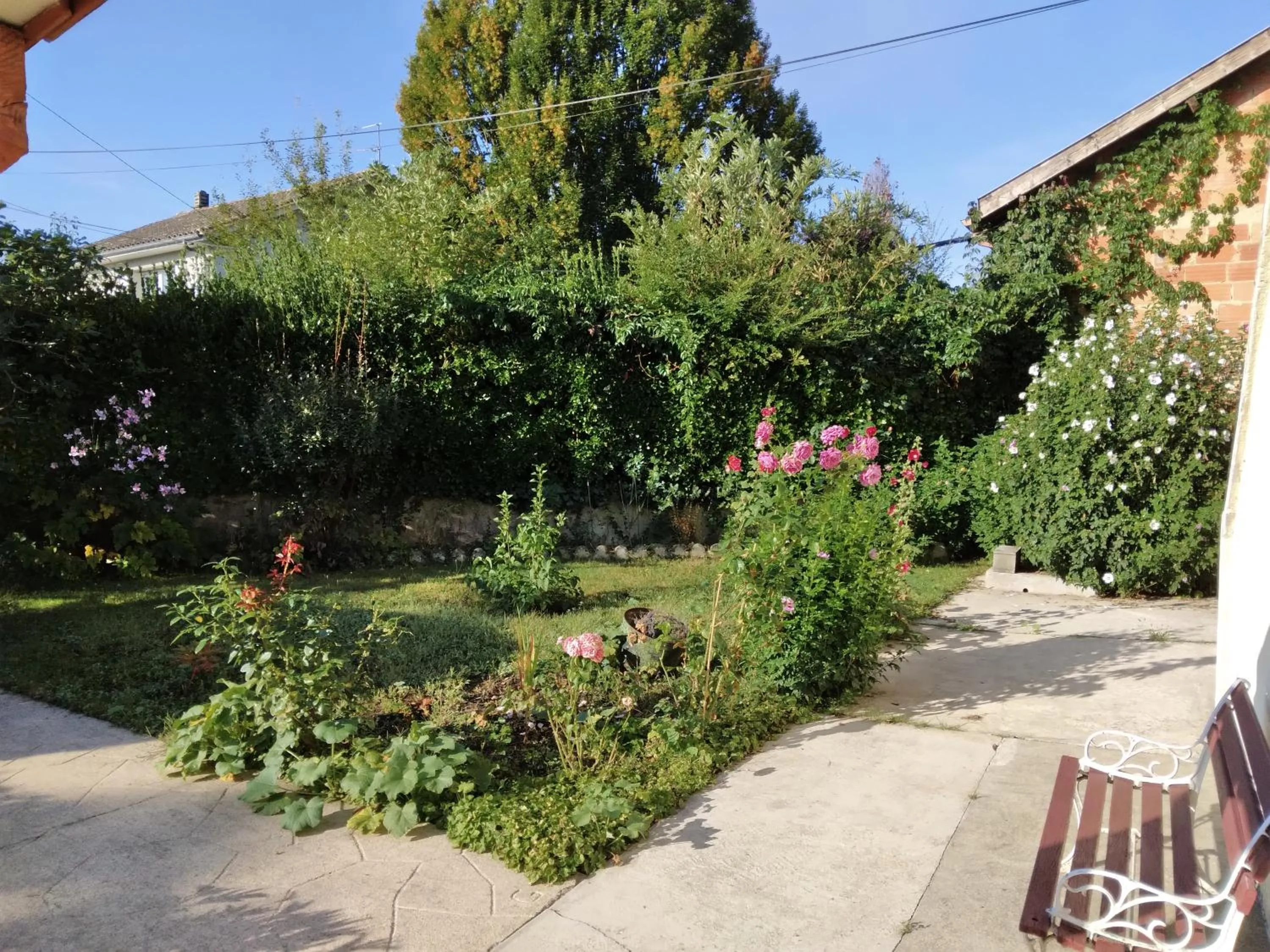 Garden view in chambre d'hôte dans maison privée