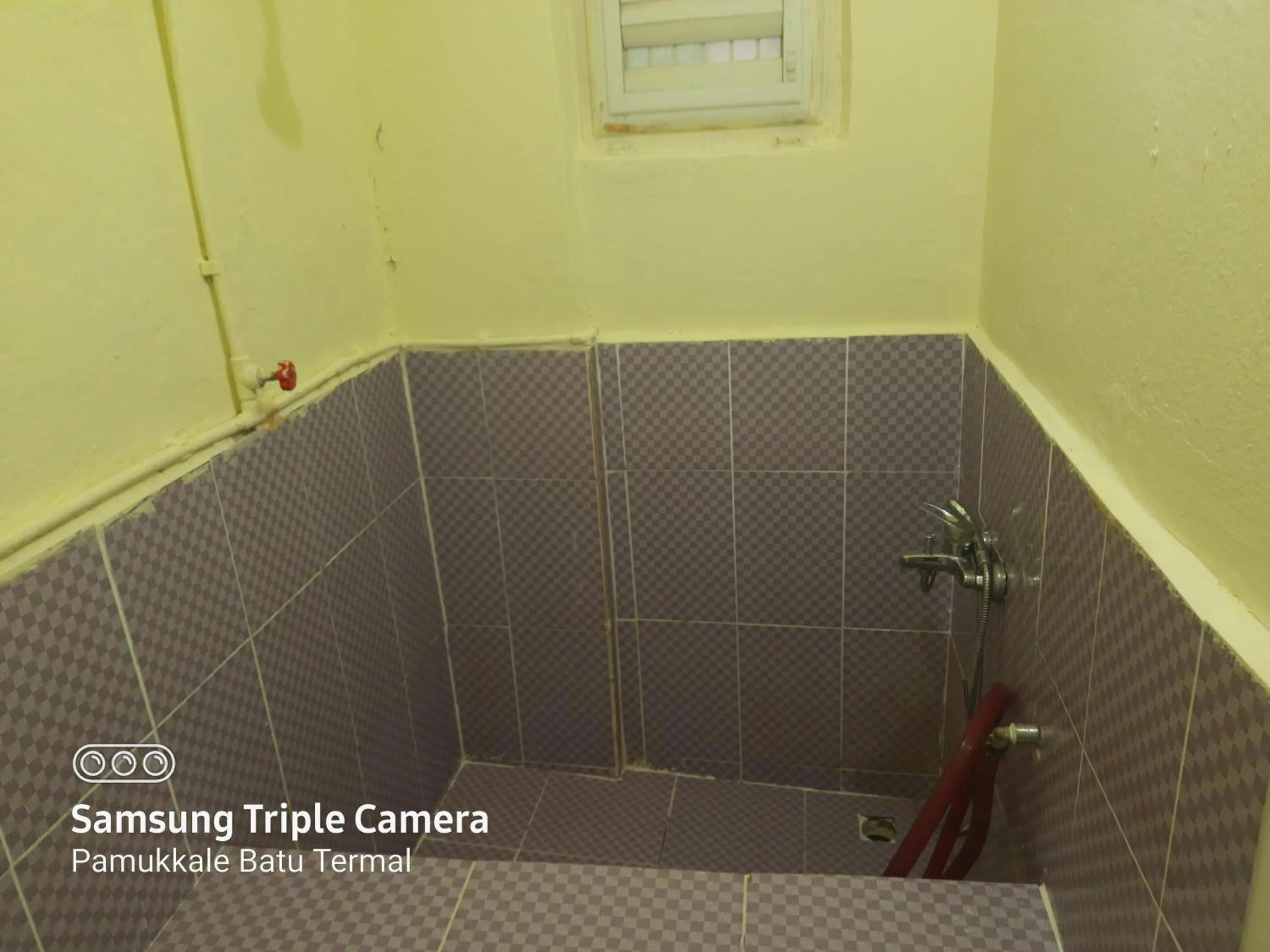 Bathroom in Pamukkale Batu Termal