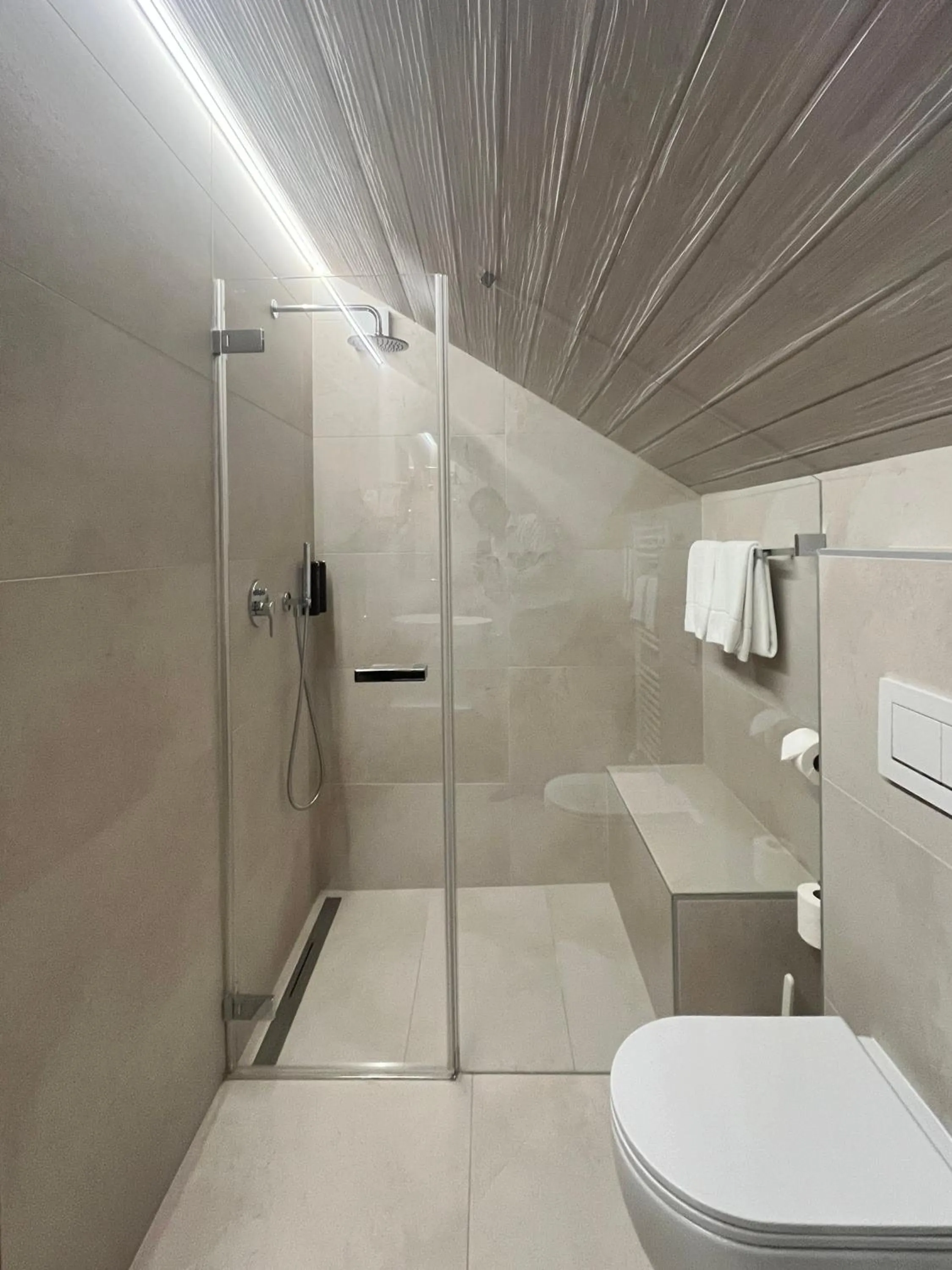 Bathroom in Romantik Hotel Castello Seeschloss