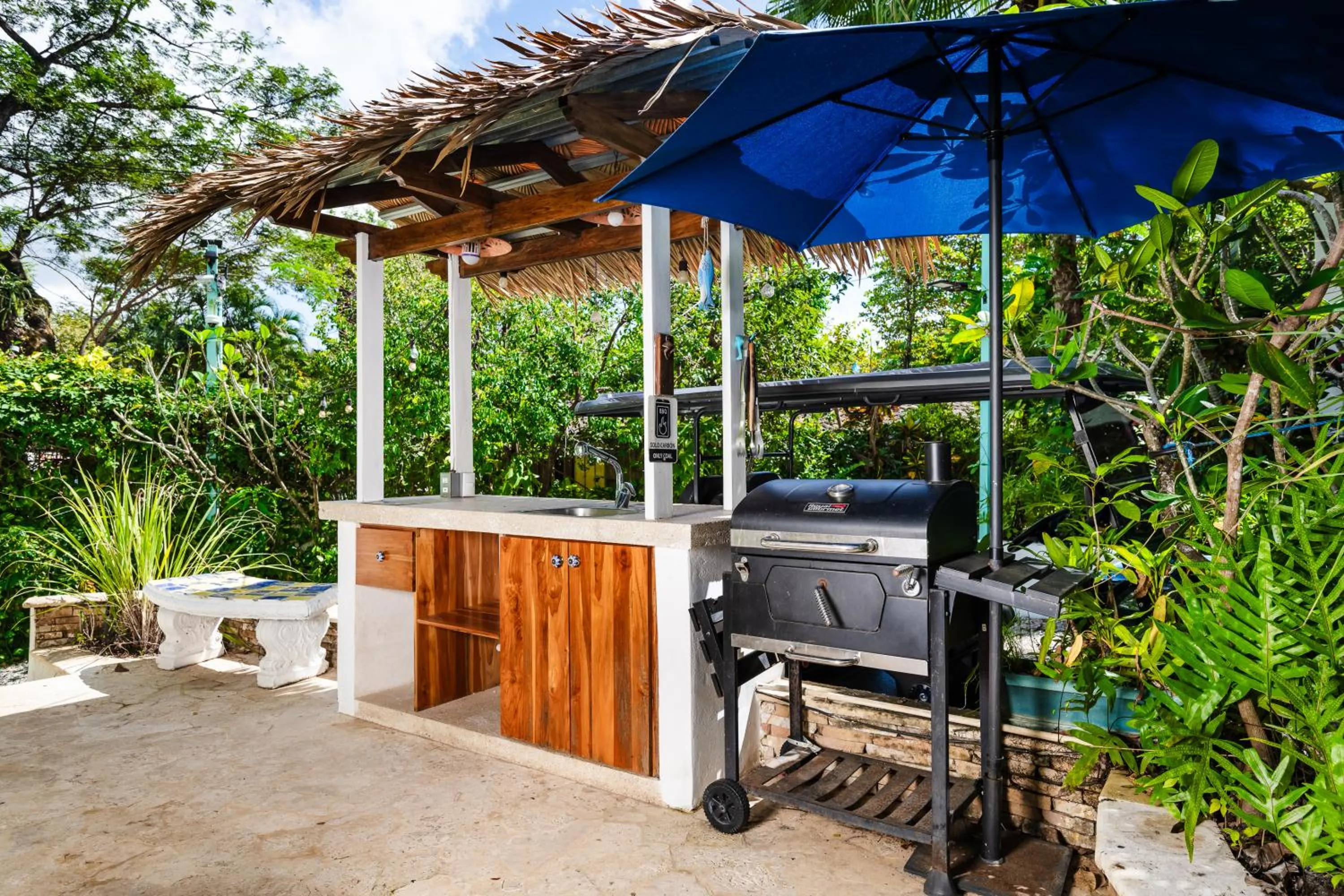 BBQ facilities in Casa Sueca Hotel - At the Beach
